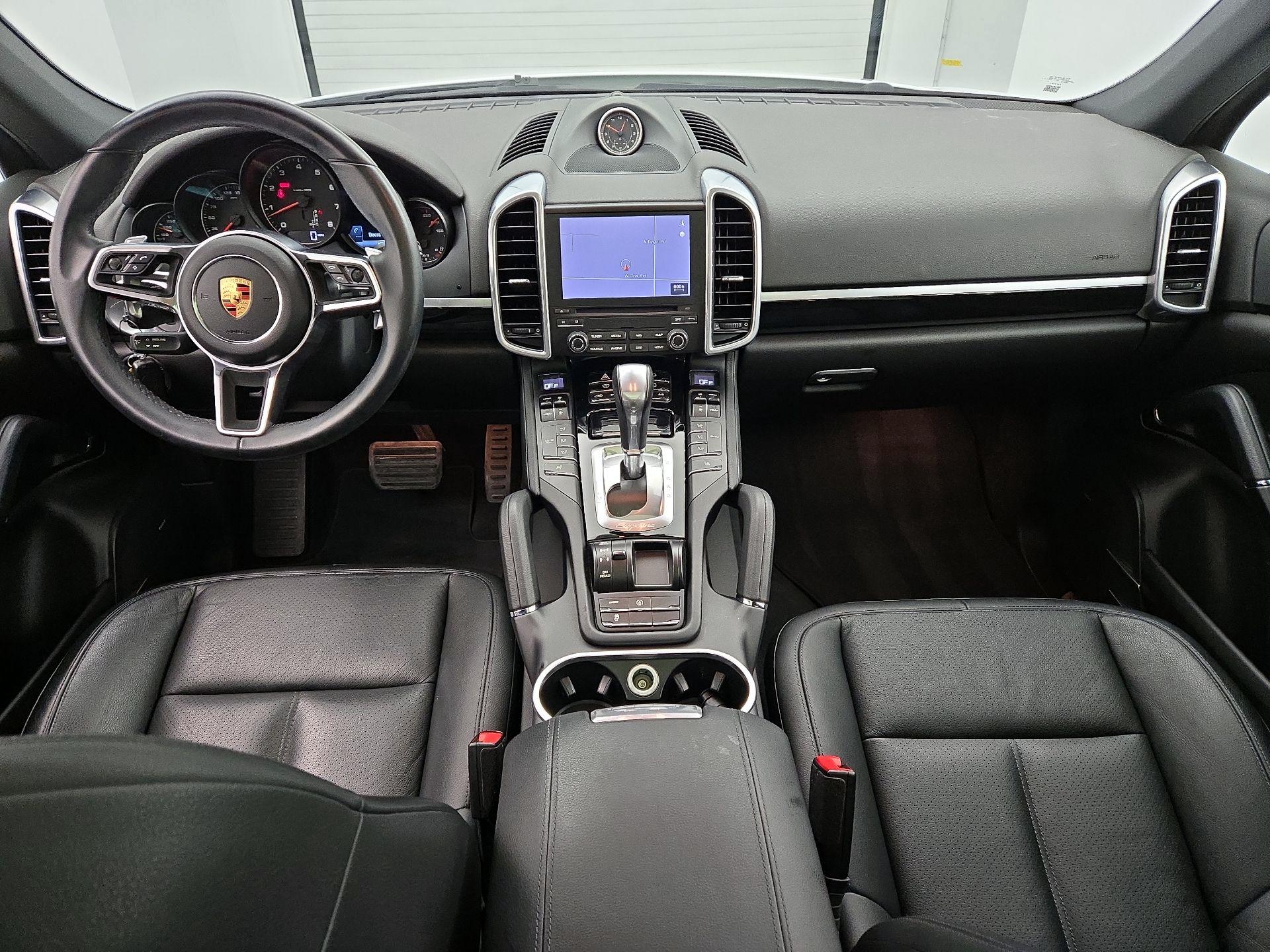 Thumbnail: 2018 Porsche Cayenne - 9