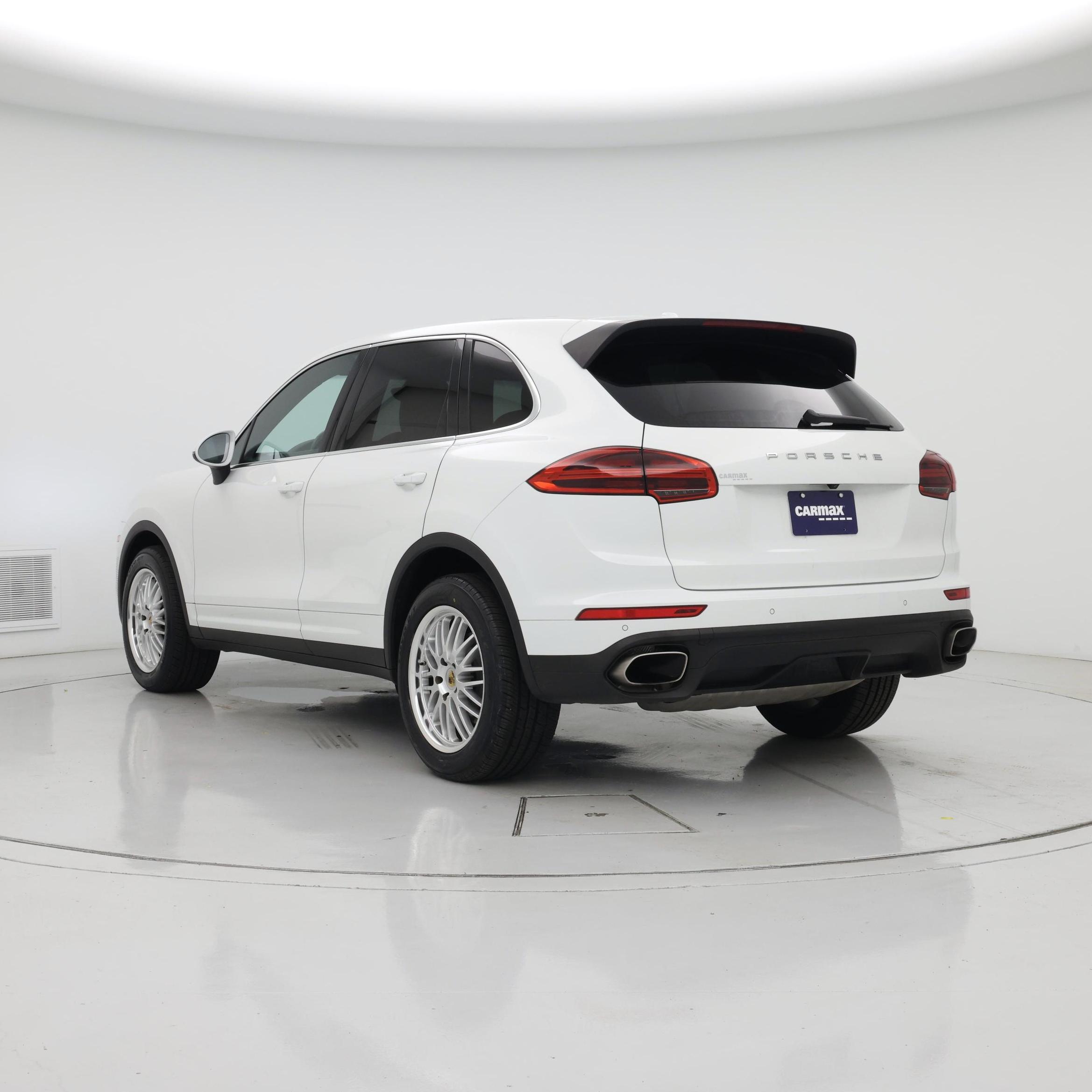 Thumbnail: 2018 Porsche Cayenne - 2