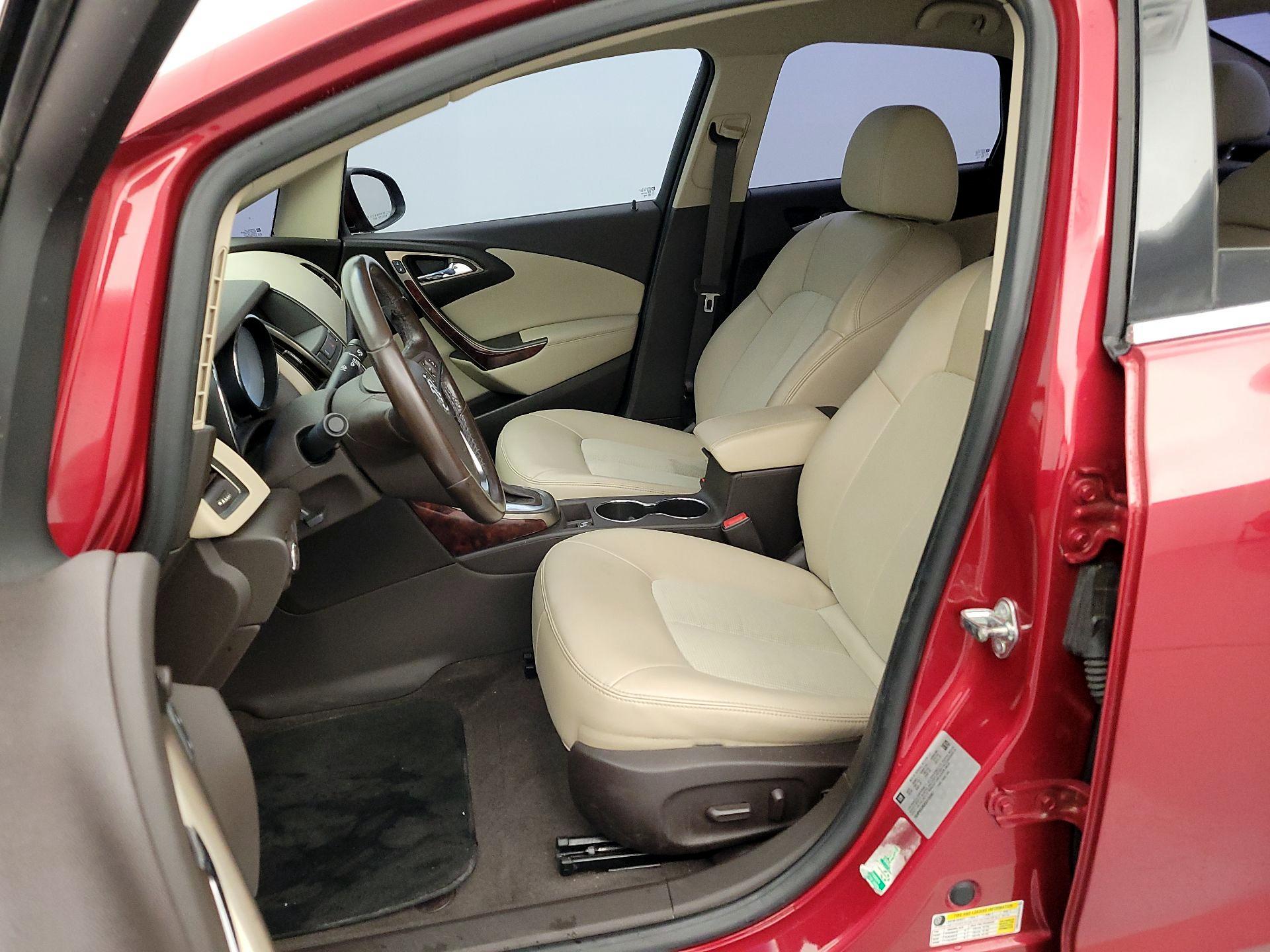 Thumbnail: 2016 Buick Verano - 11