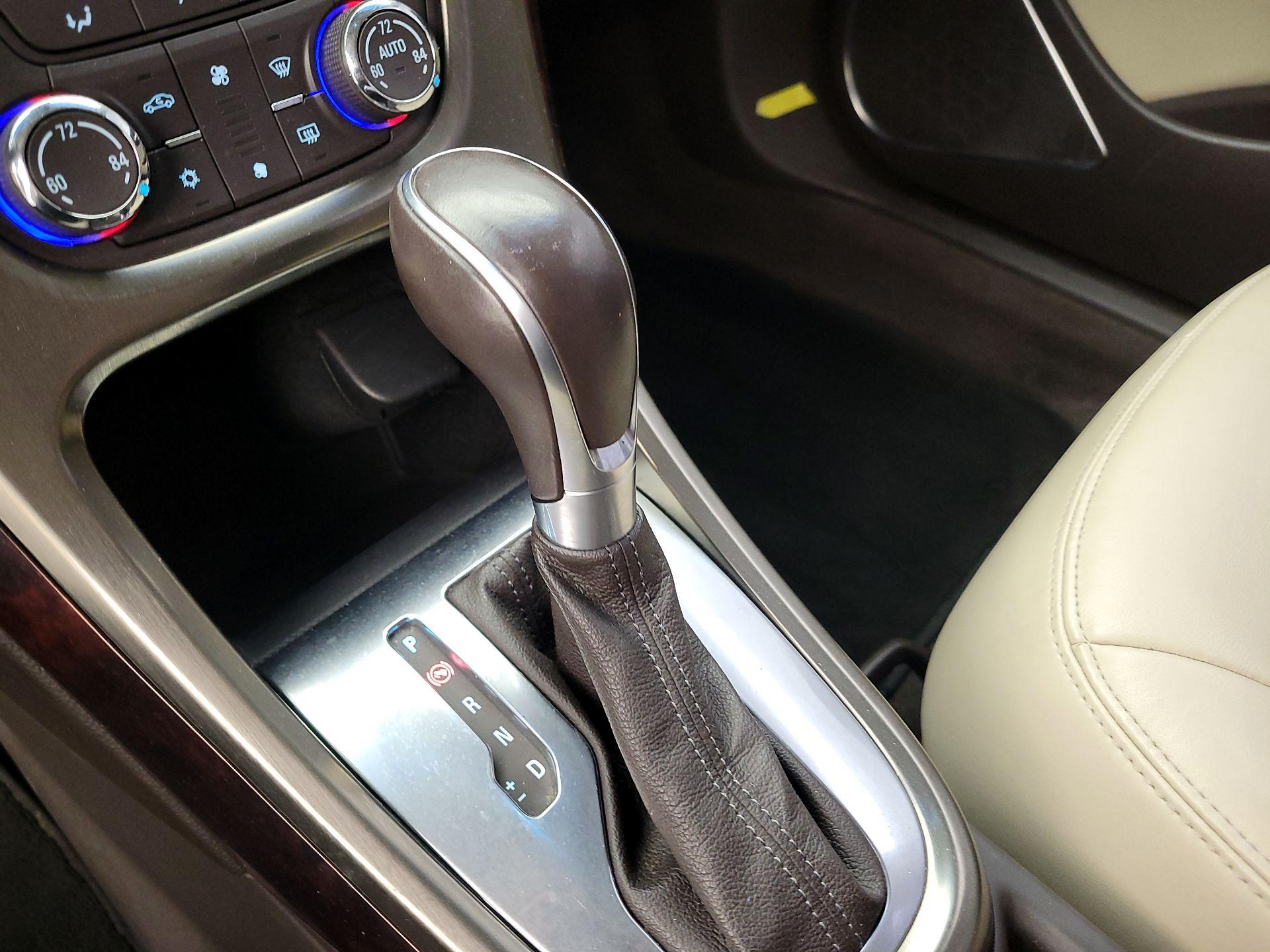 Thumbnail: 2016 Buick Verano - 17