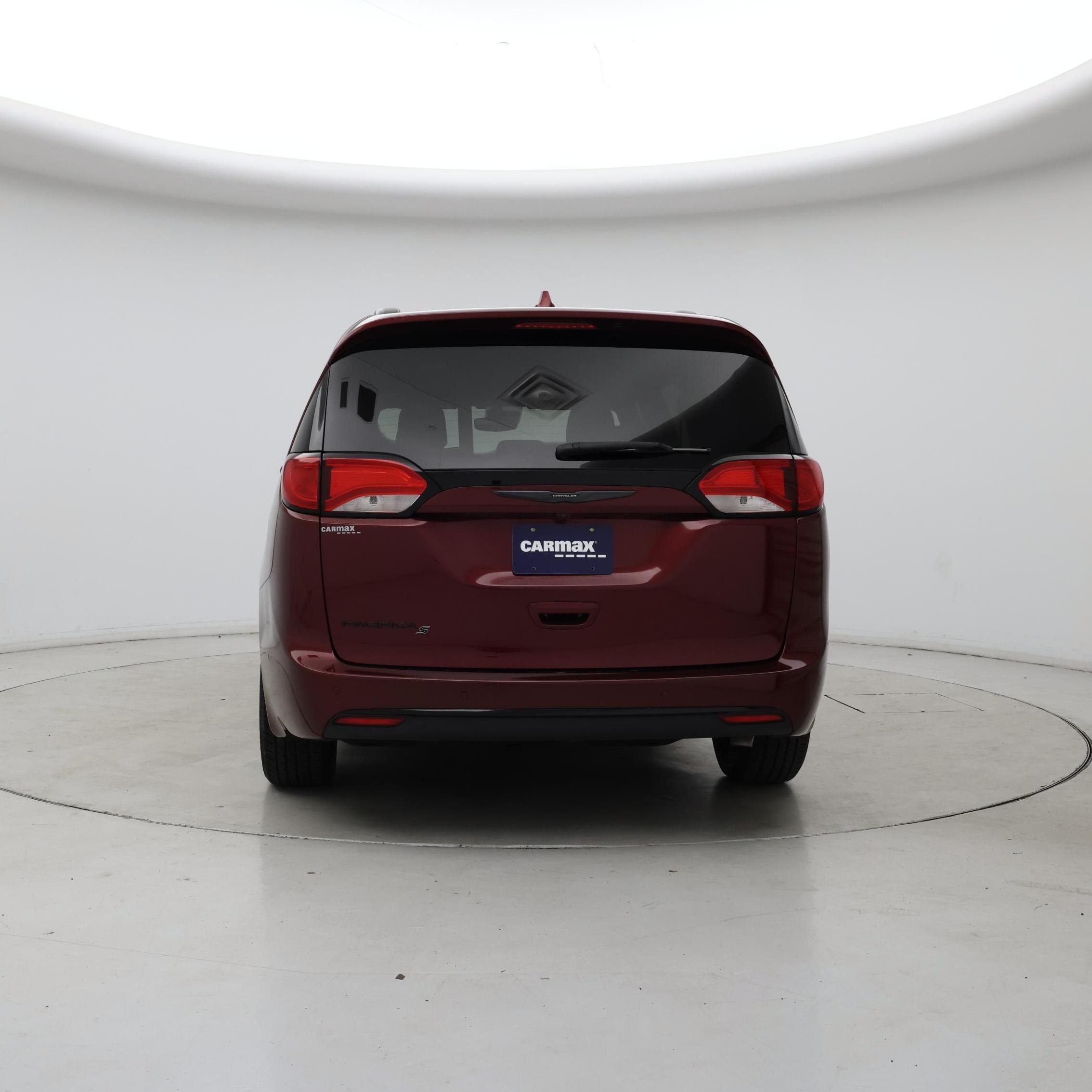 Thumbnail: 2018 Chrysler Pacifica - 6