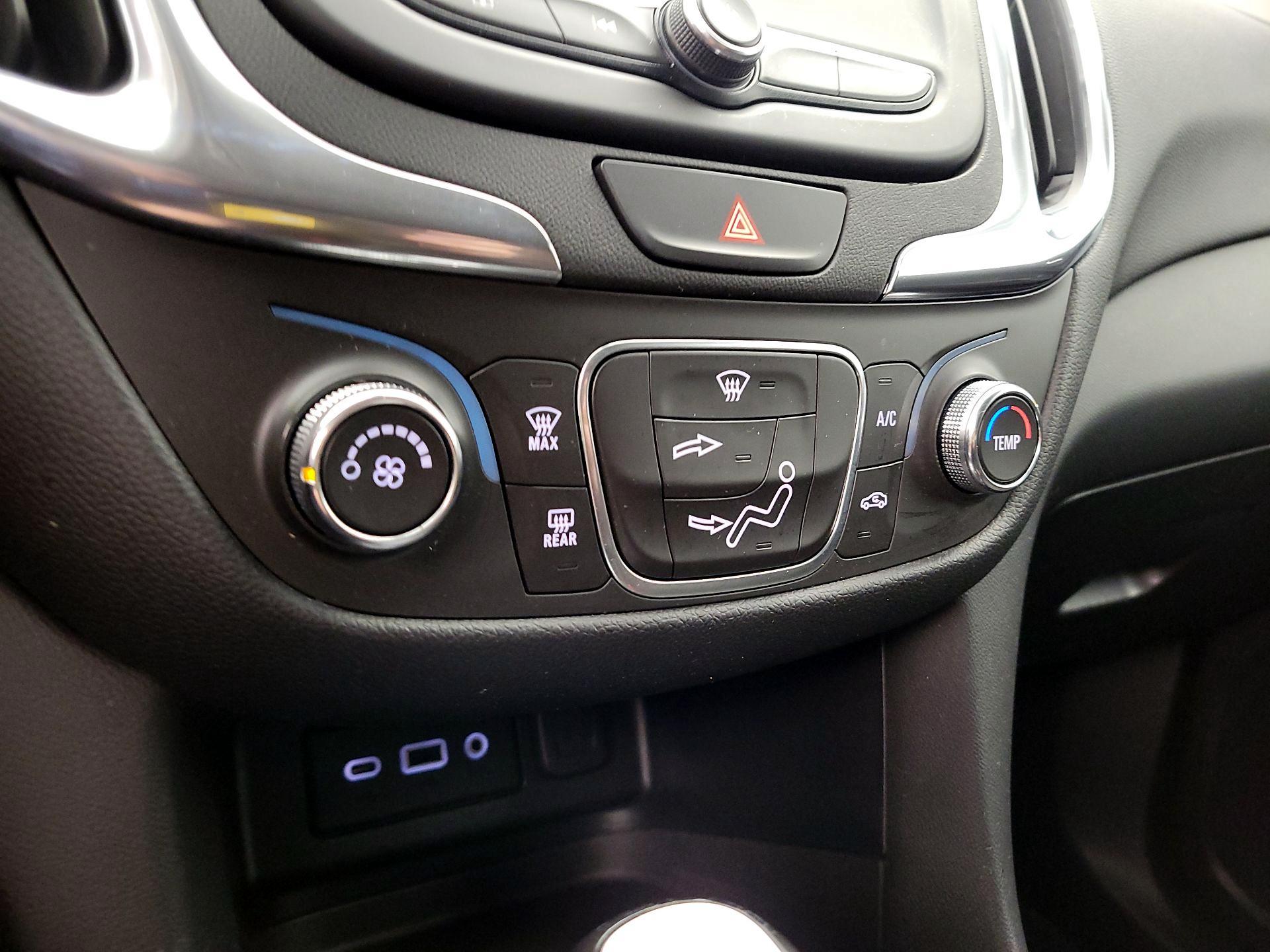 Thumbnail: 2019 Chevrolet Equinox - 16