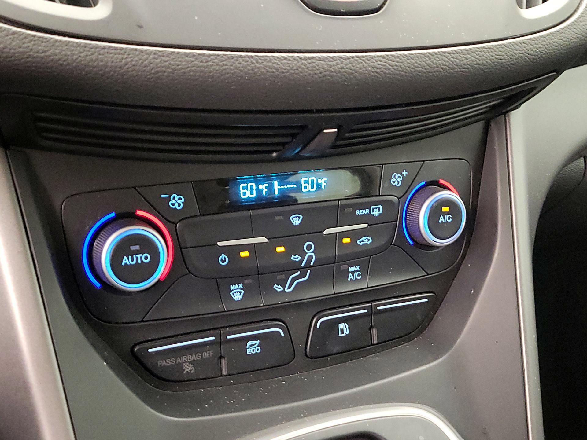 Thumbnail: 2018 Ford C-Max - 16