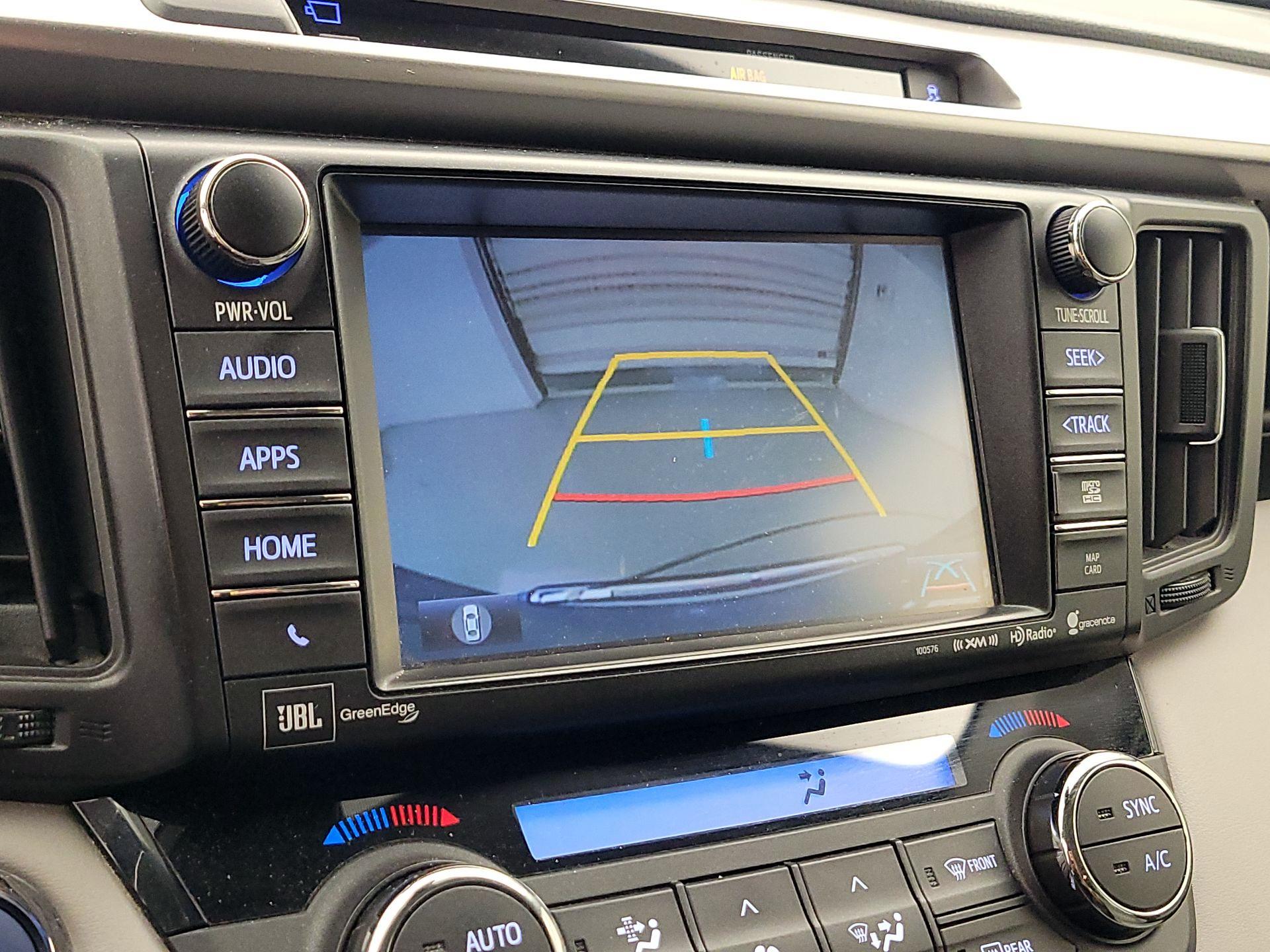 Thumbnail: 2016 Toyota RAV4 - 15