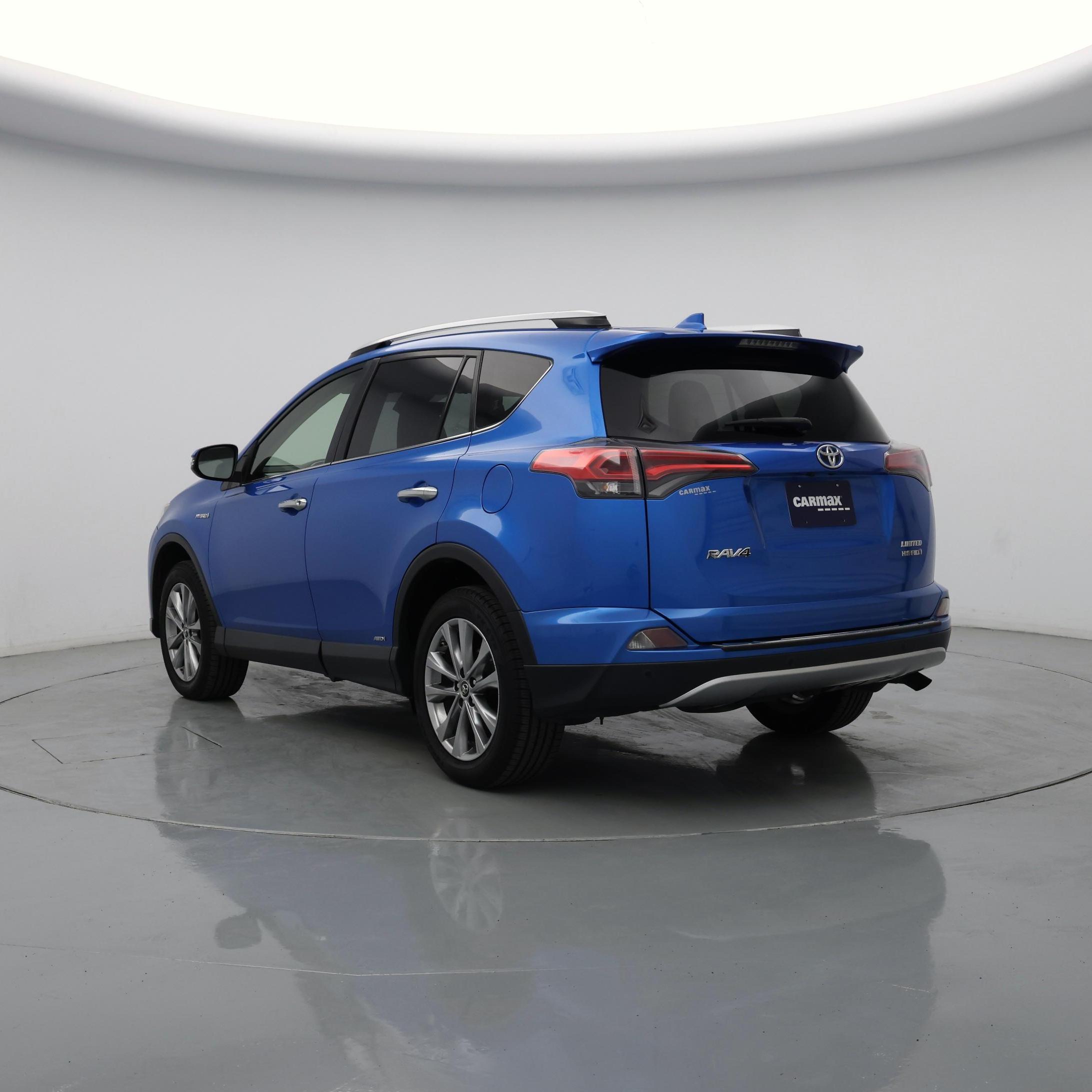 Thumbnail: 2016 Toyota RAV4 - 2