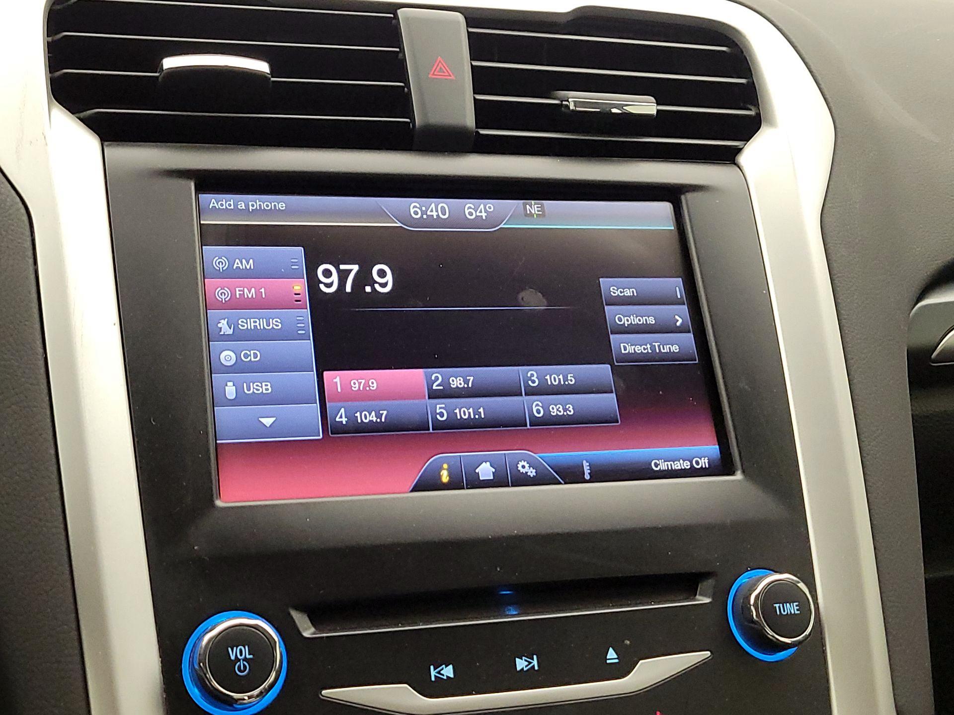 Thumbnail: 2014 Ford Fusion - 16