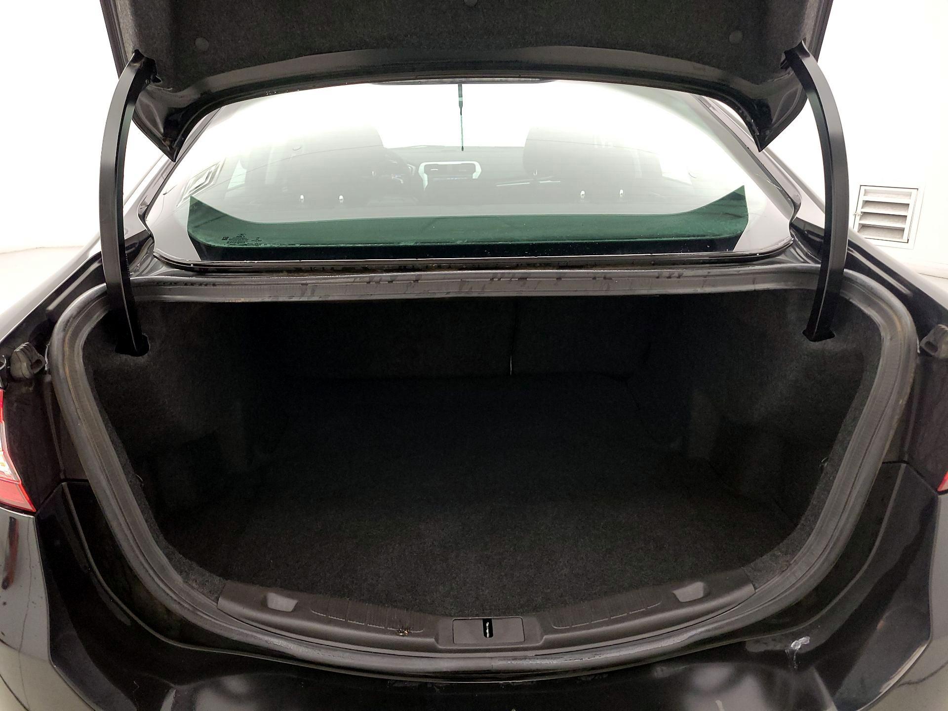 Thumbnail: 2014 Ford Fusion - 20