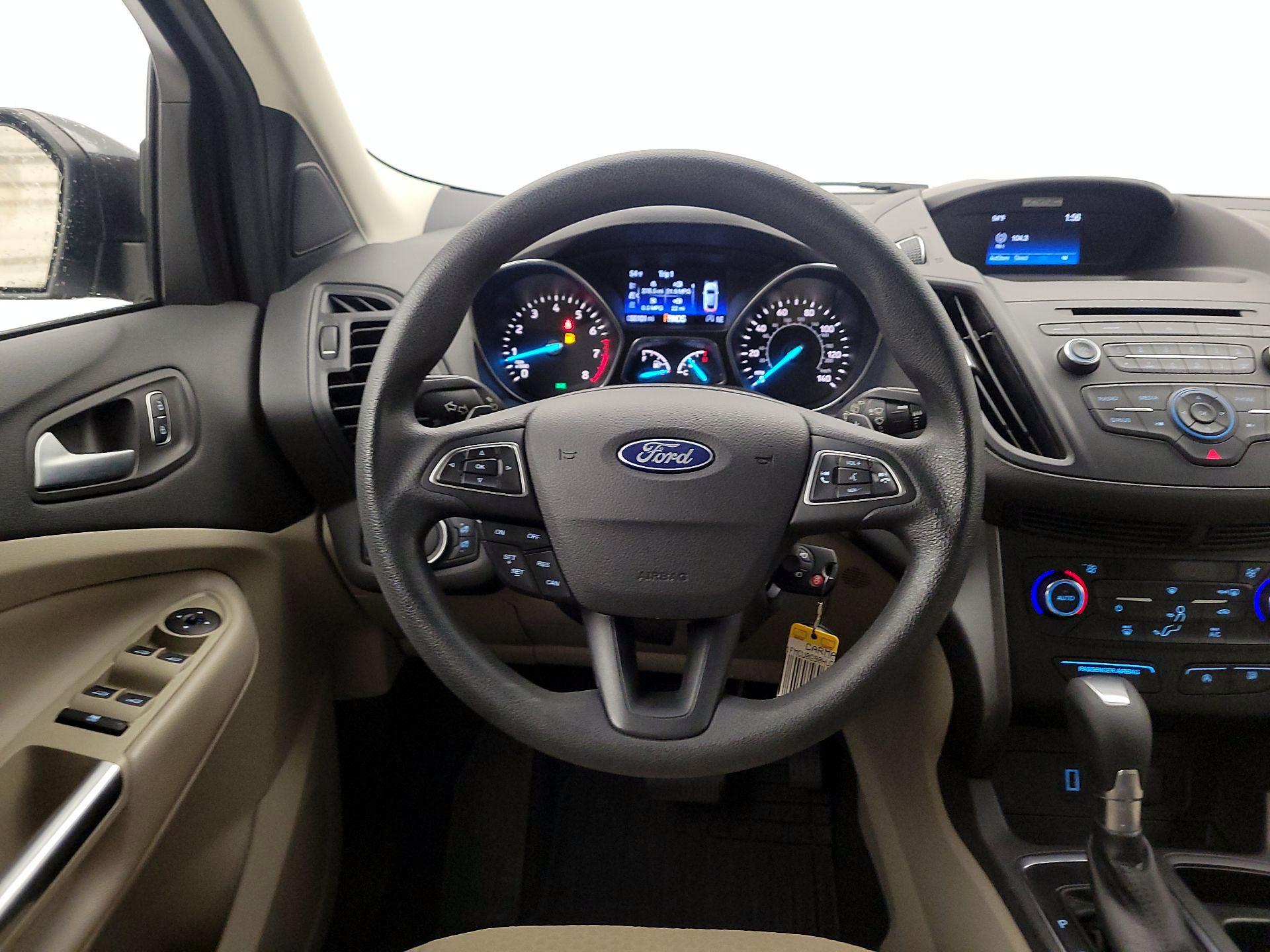 Thumbnail: 2017 Ford Escape - 10