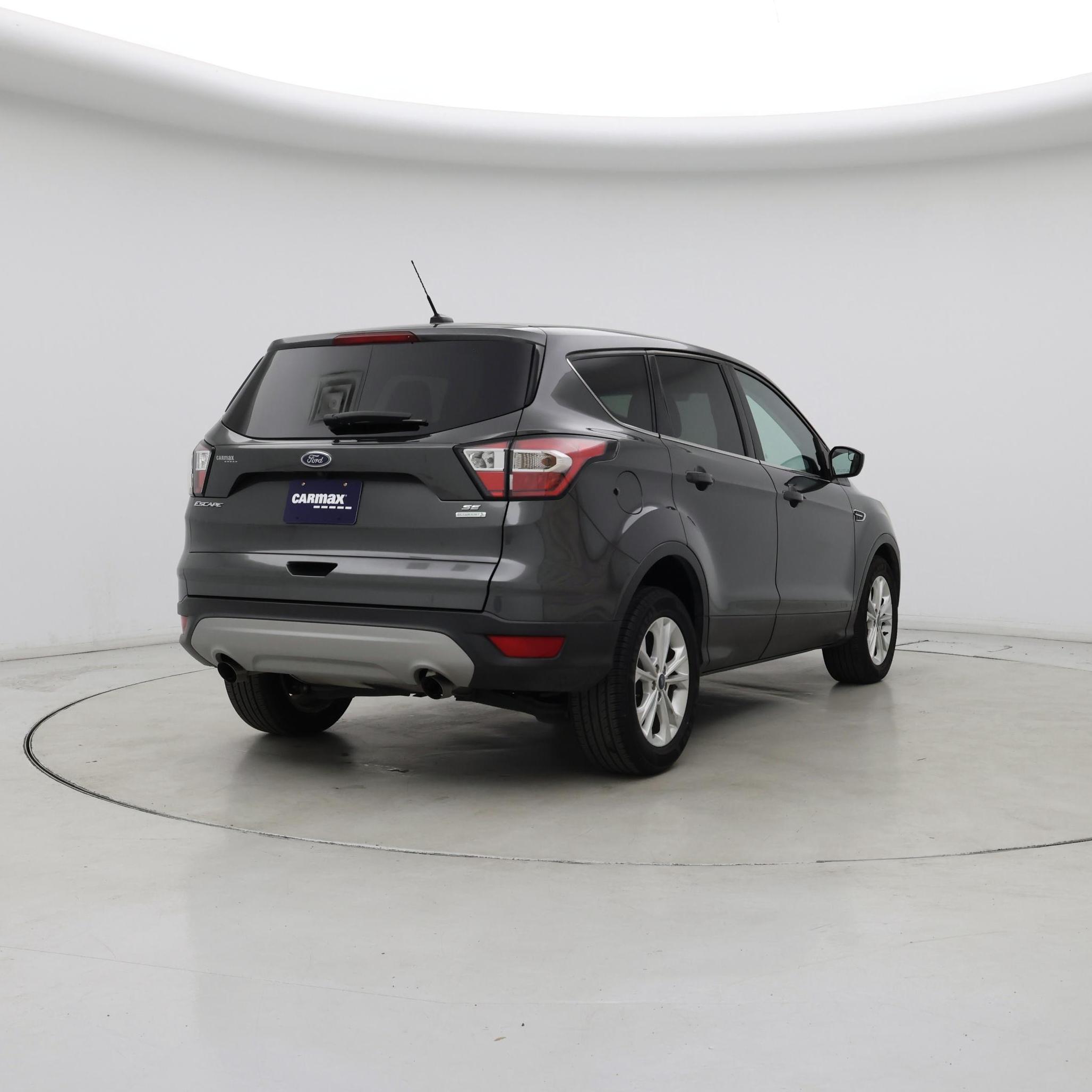 Thumbnail: 2017 Ford Escape - 8