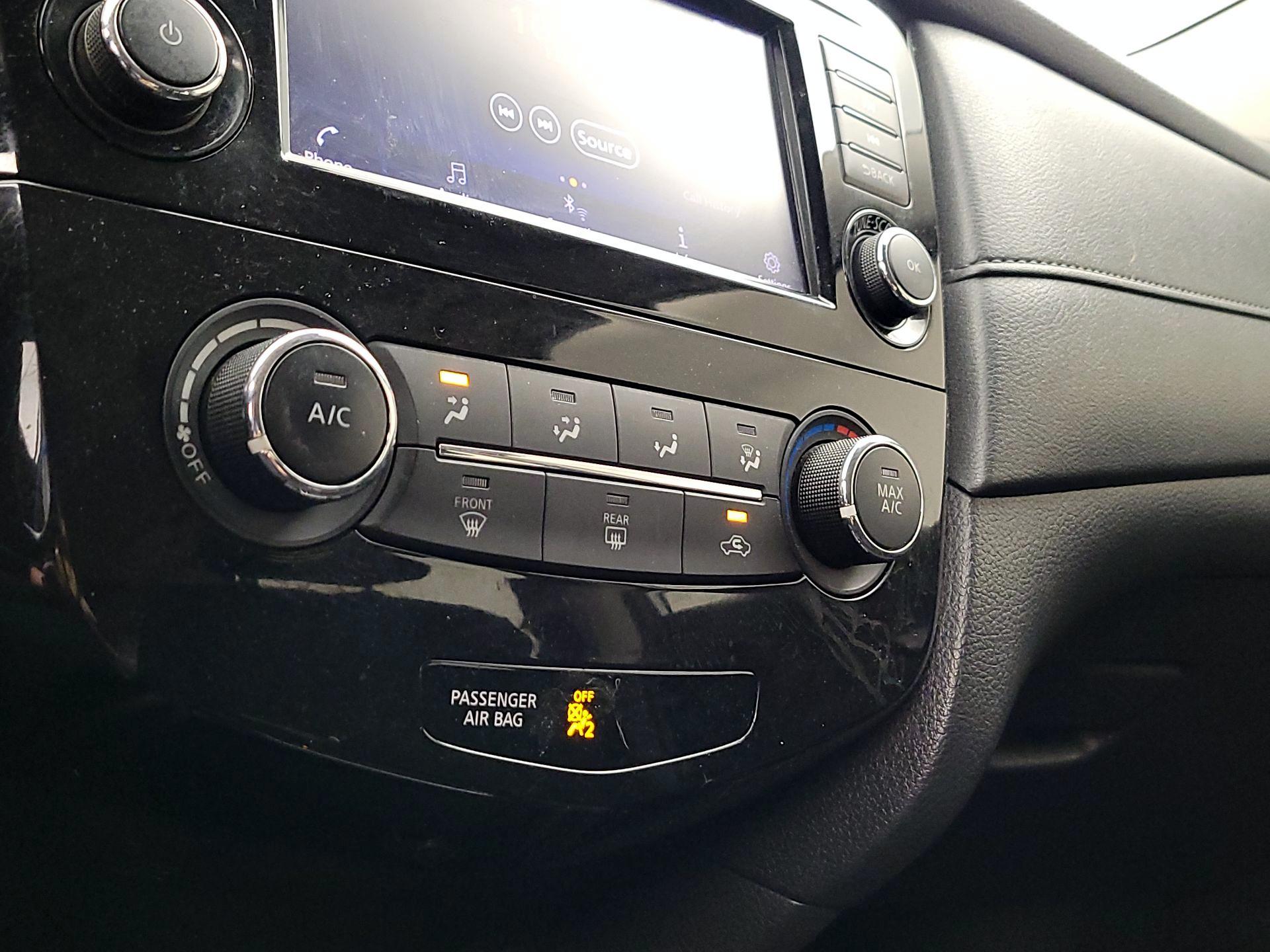 Thumbnail: 2020 Nissan Rogue - 16