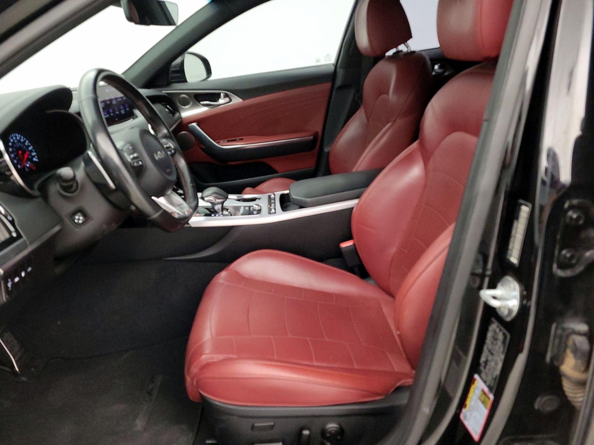 Thumbnail: 2022 Kia Stinger - 11