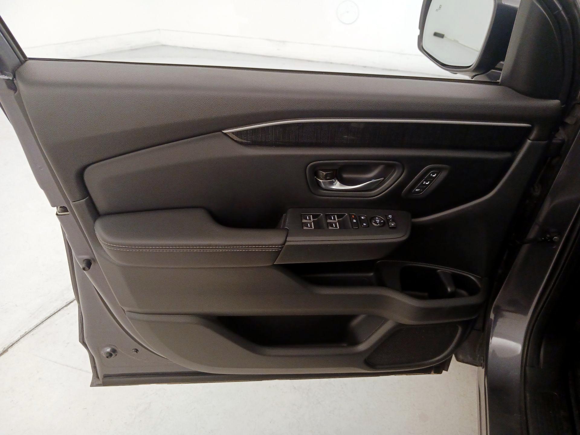 Thumbnail: 2023 Honda Pilot - 12