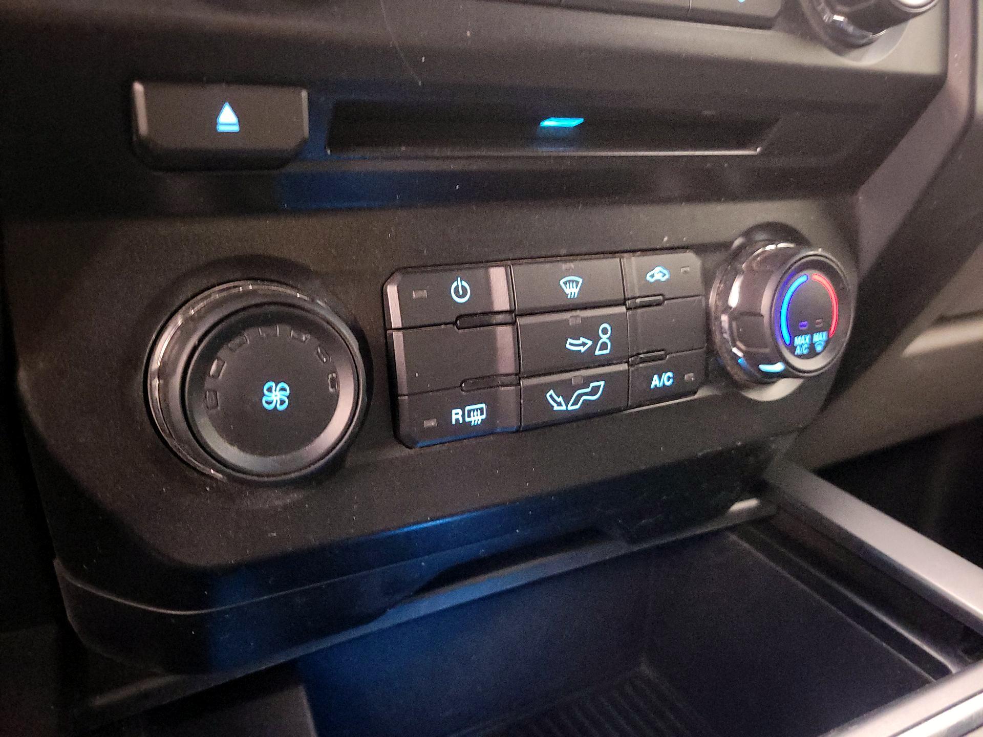 Thumbnail: 2018 Ford F-150 - 16