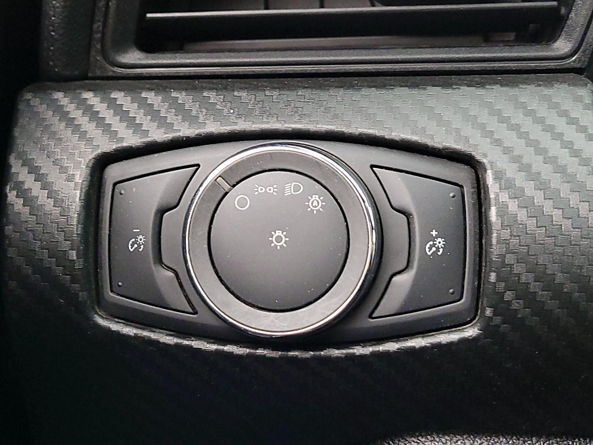 Thumbnail: 2017 Ford Mustang - 13