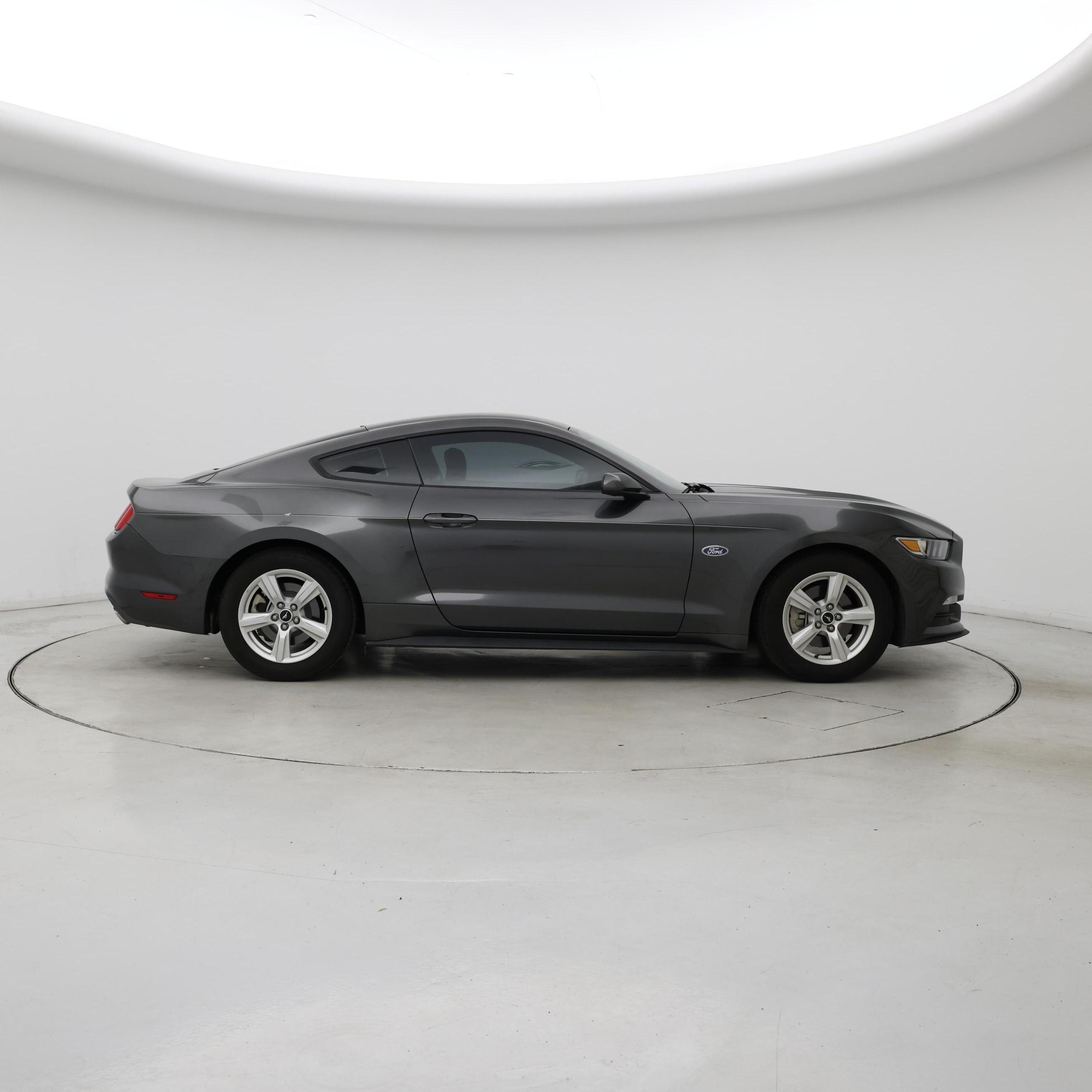 Thumbnail: 2017 Ford Mustang - 7