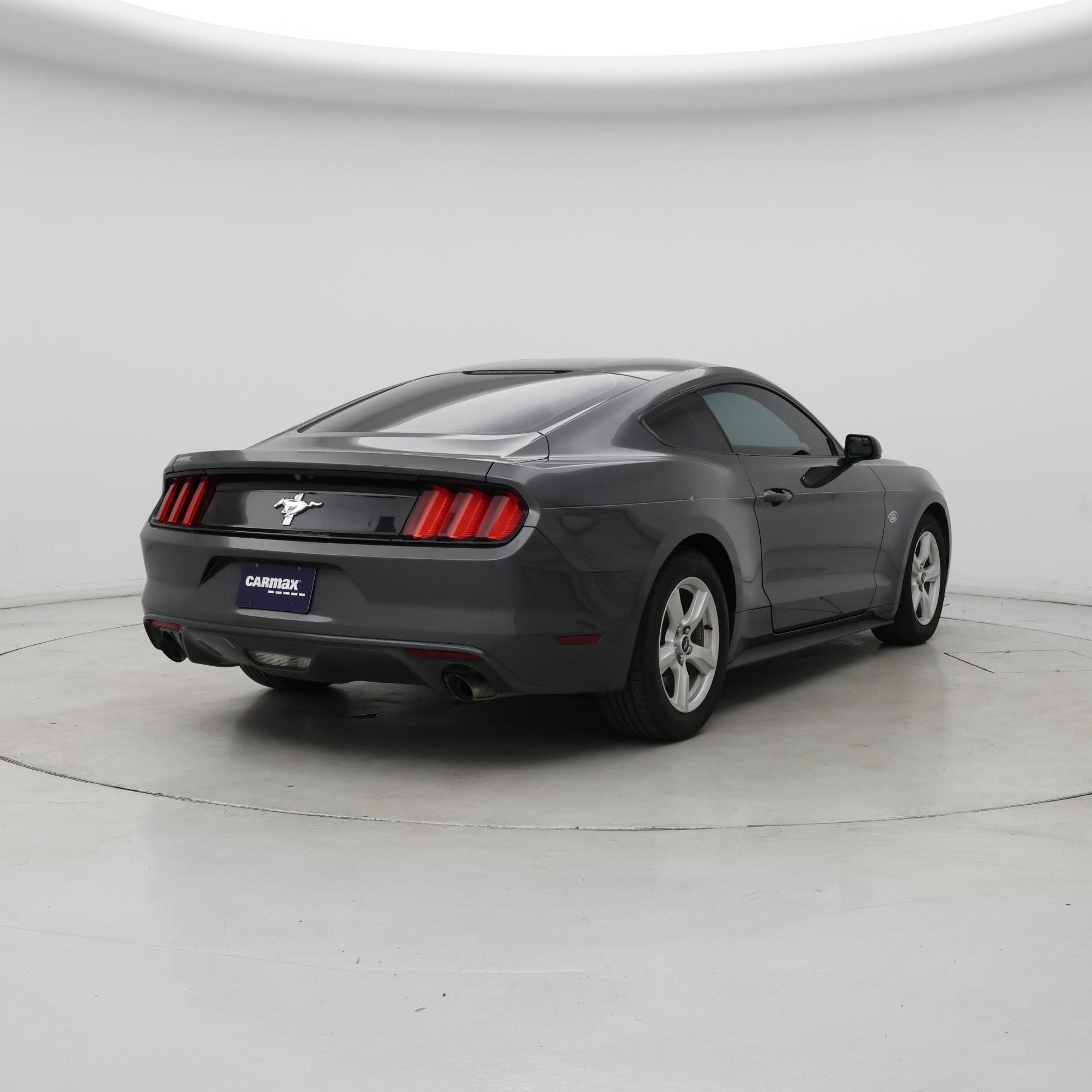 Thumbnail: 2017 Ford Mustang - 8