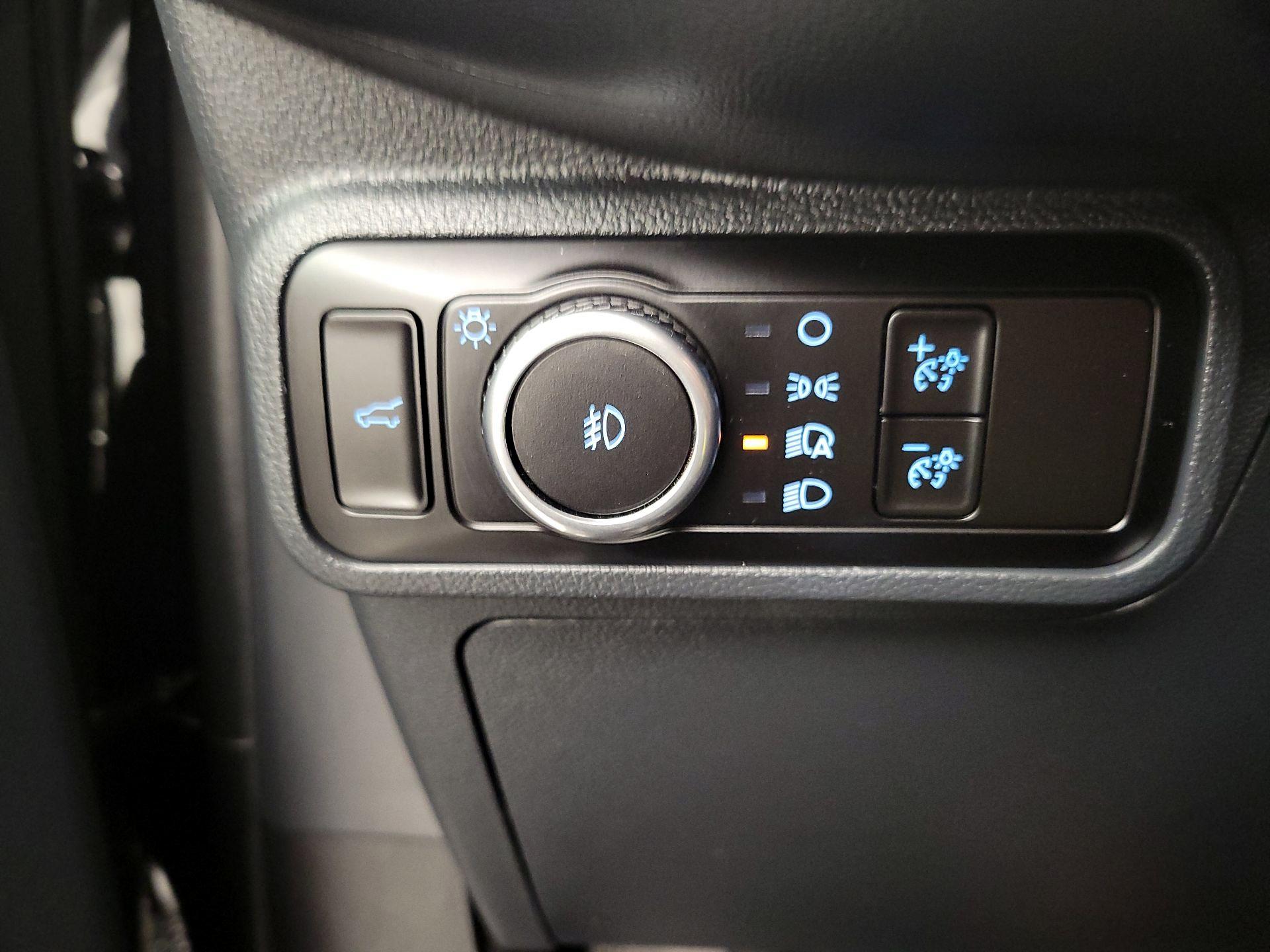 Thumbnail: 2025 Ford Explorer - 13