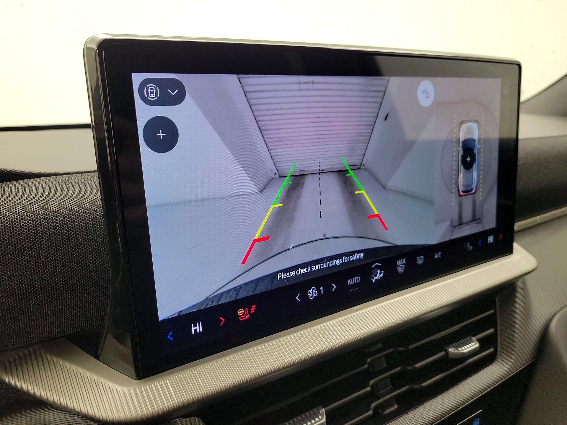 Thumbnail: 2025 Ford Explorer - 14