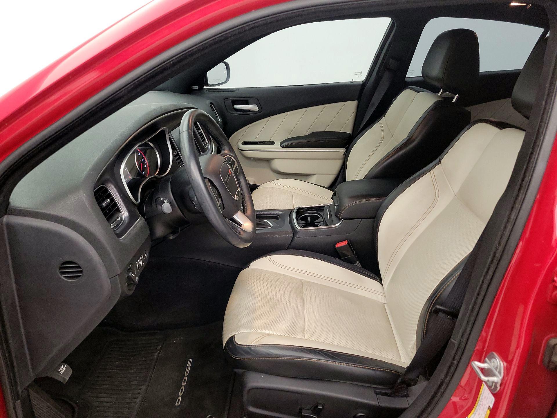 Thumbnail: 2016 Dodge Charger - 11