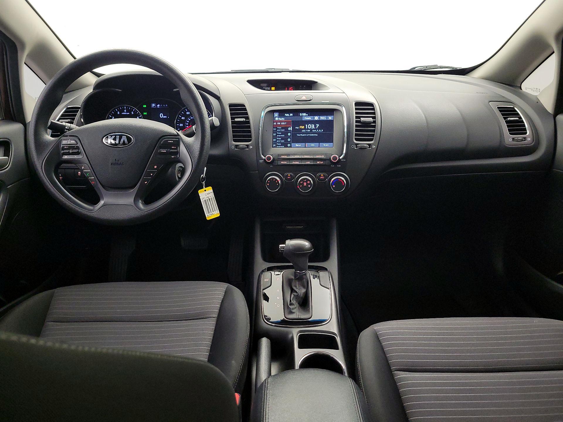 Thumbnail: 2018 Kia Forte - 9