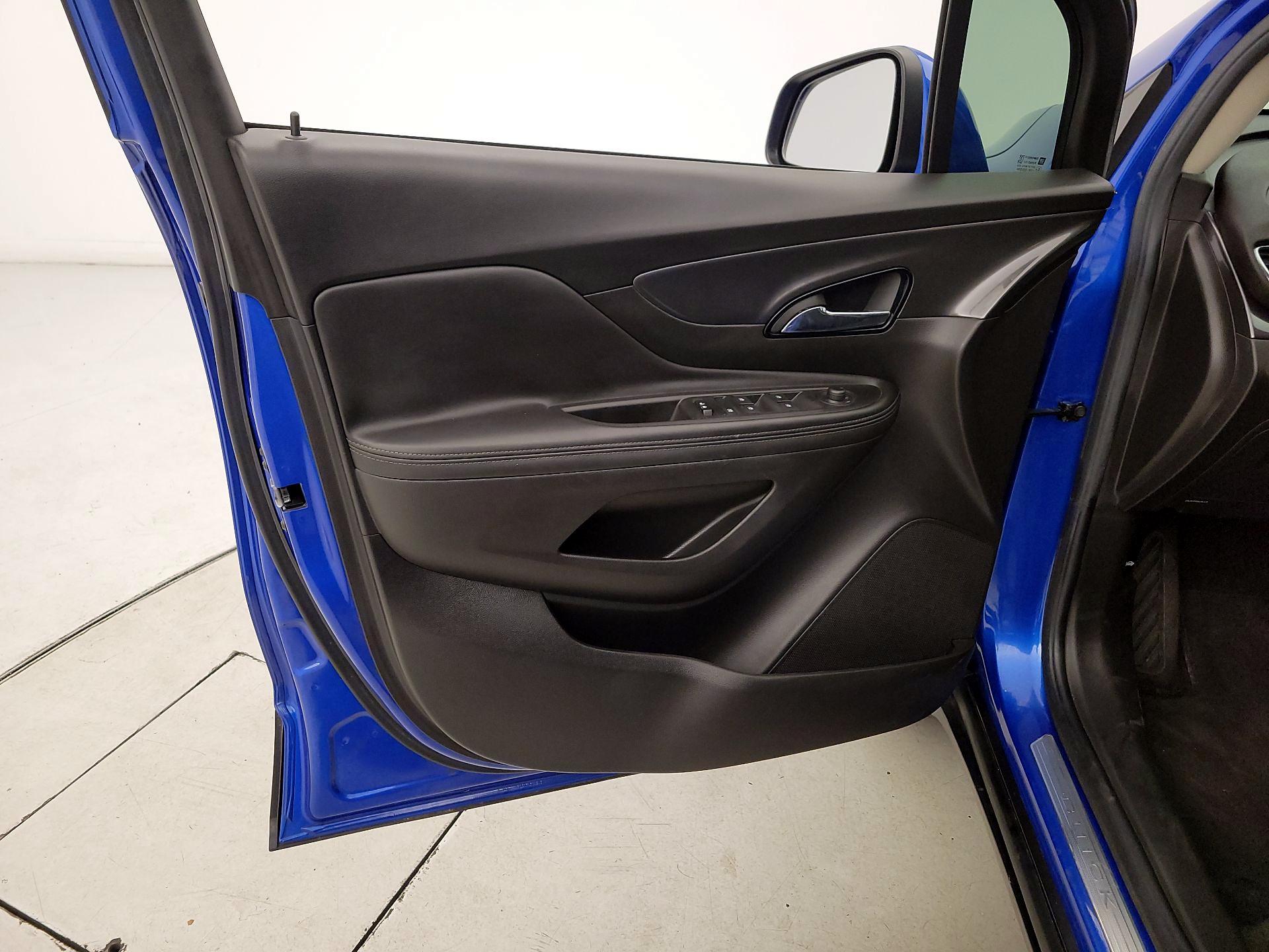 Thumbnail: 2018 Buick Encore - 12