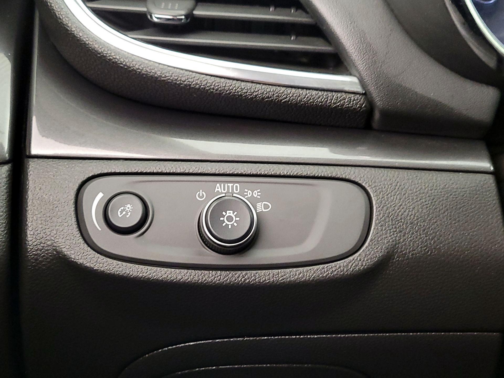 Thumbnail: 2018 Buick Encore - 13