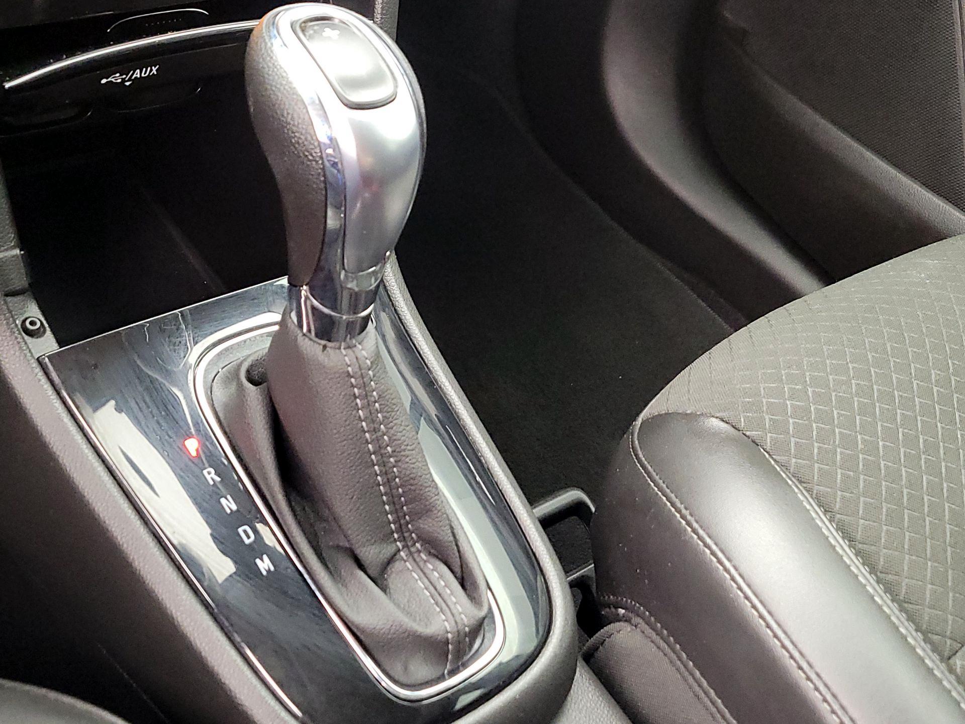 Thumbnail: 2018 Buick Encore - 17