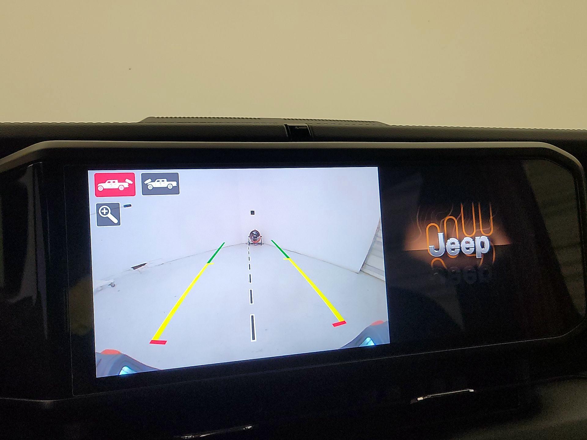 Thumbnail: 2025 Jeep Gladiator - 15