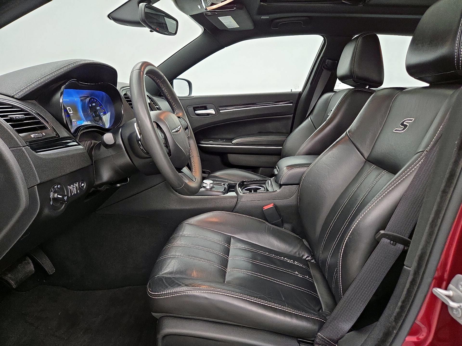 Thumbnail: 2023 Chrysler 300 - 11