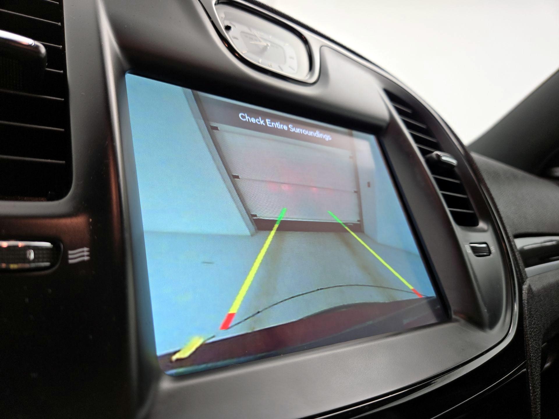 Thumbnail: 2023 Chrysler 300 - 14