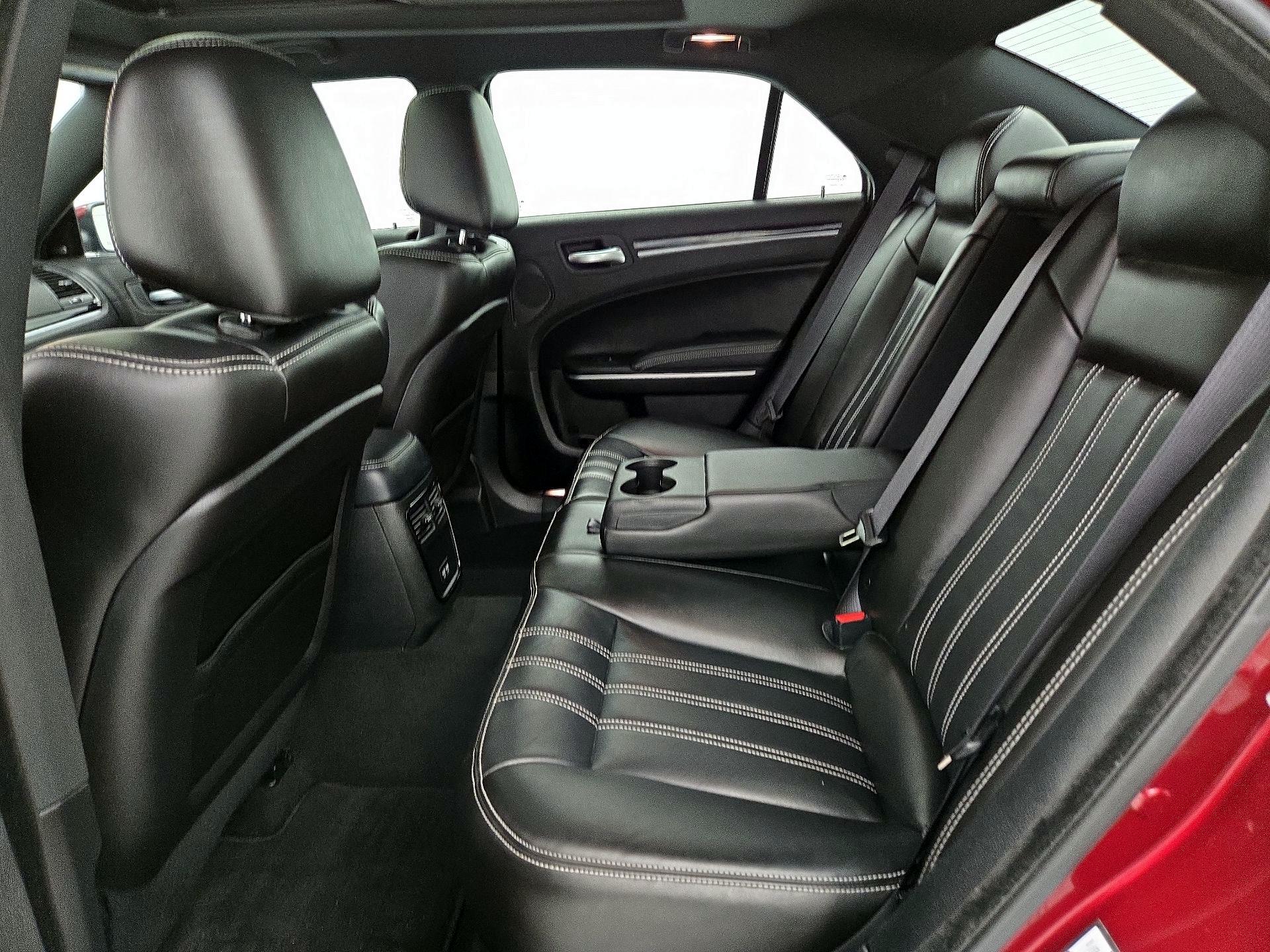 Thumbnail: 2023 Chrysler 300 - 20