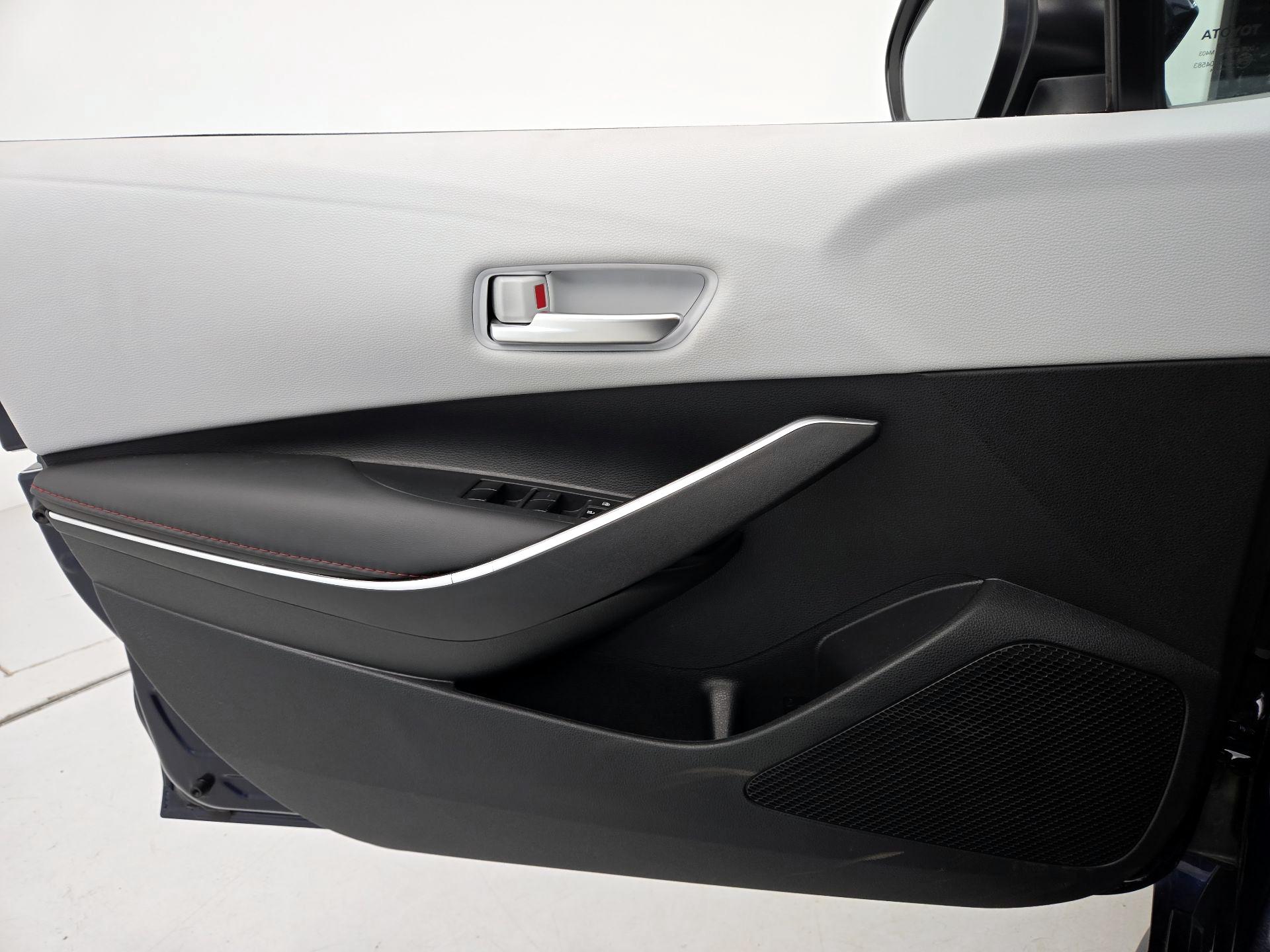 Thumbnail: 2024 Toyota Corolla - 12