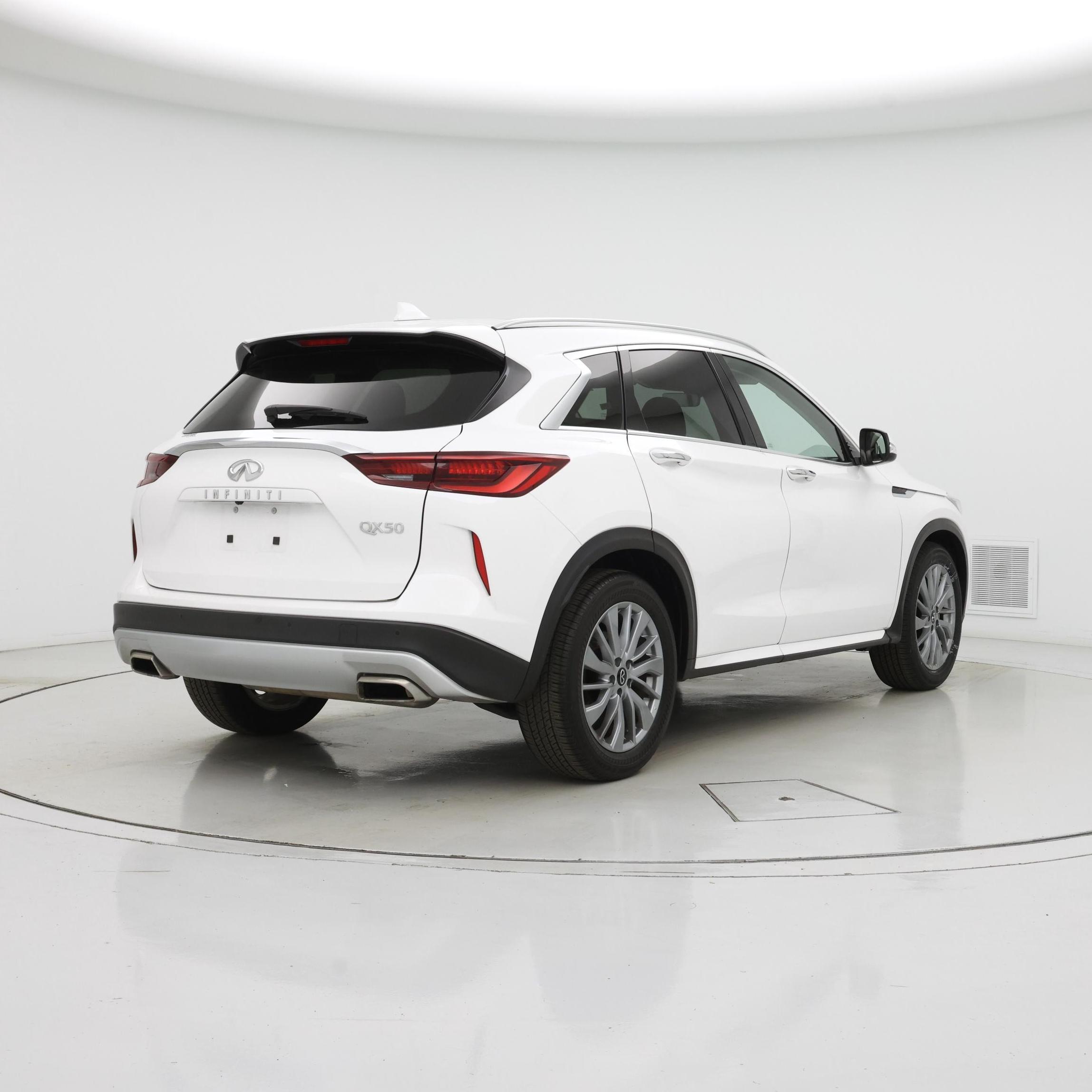 Thumbnail: 2024 INFINITI QX50 - 8