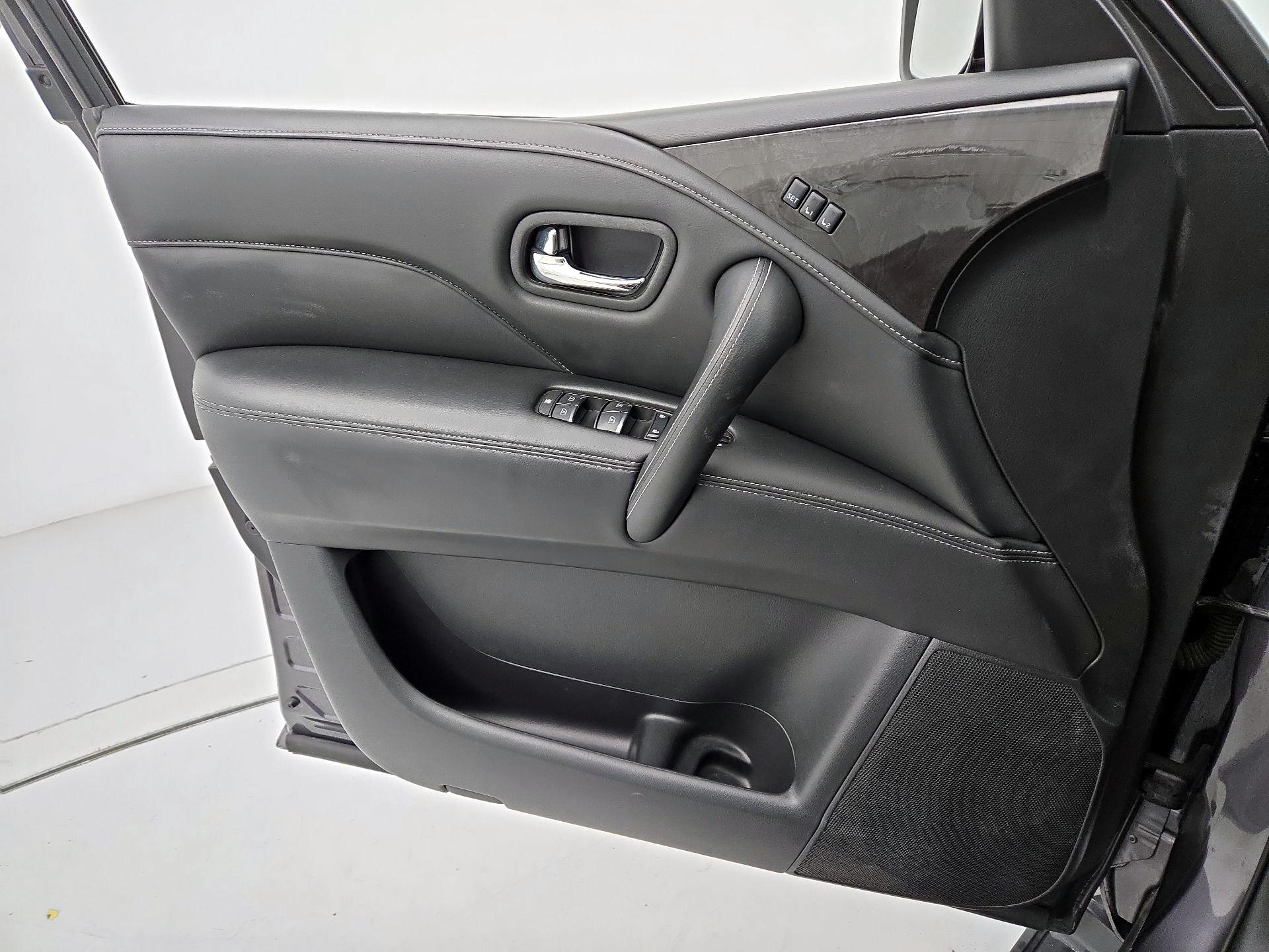 Thumbnail: 2024 INFINITI QX80 - 12