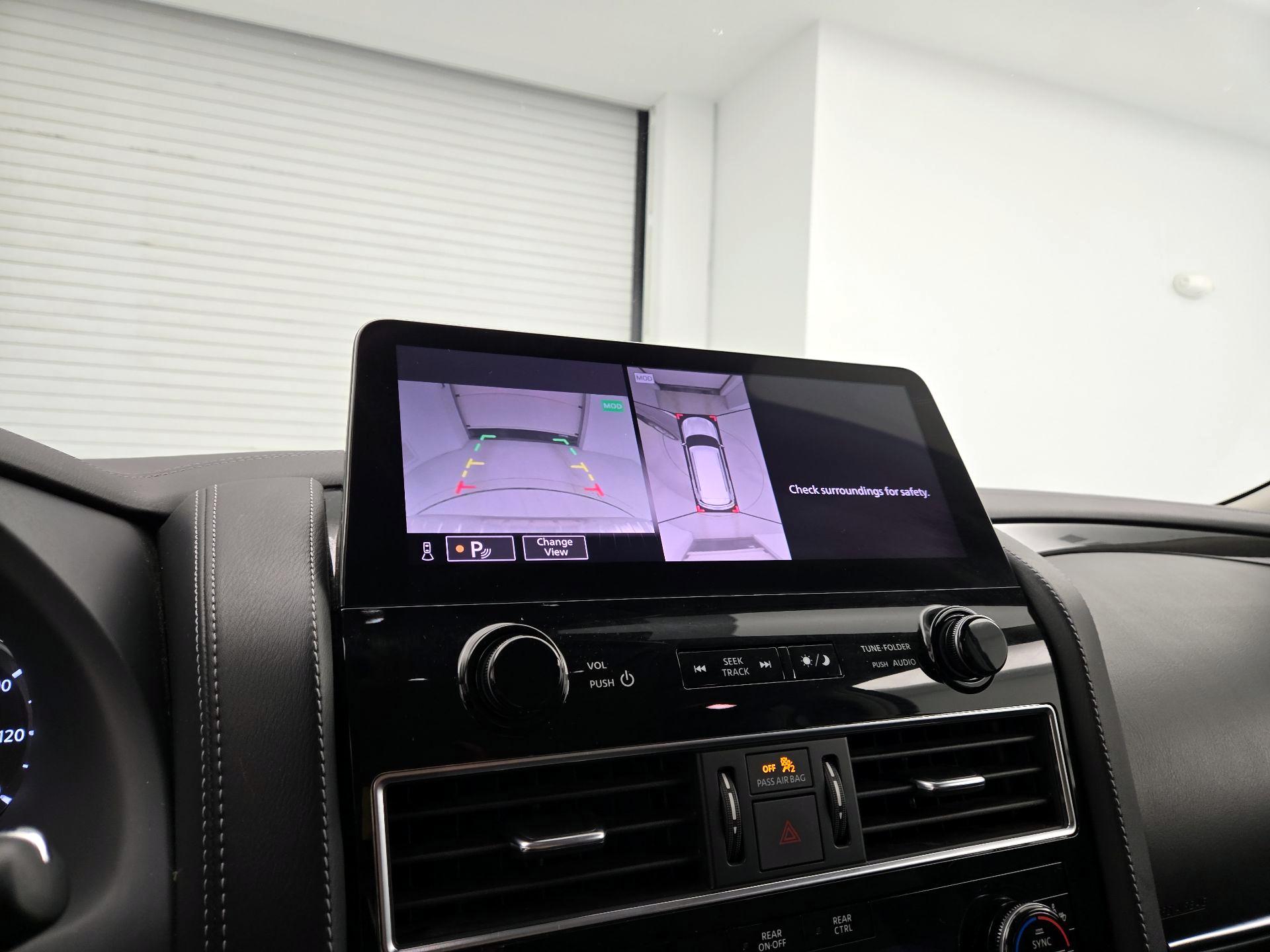 Thumbnail: 2024 INFINITI QX80 - 15