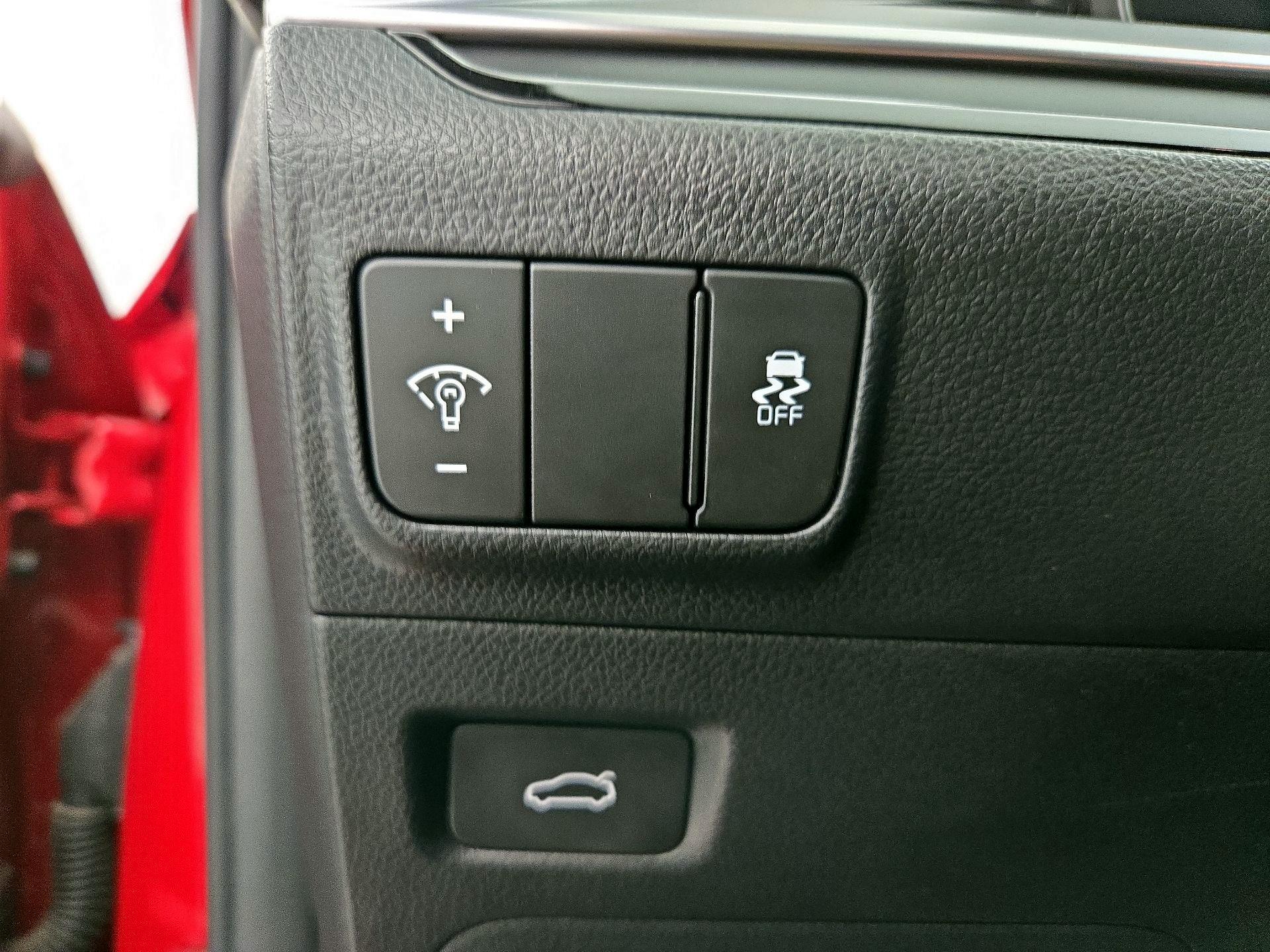 Thumbnail: 2025 Kia K5 - 13