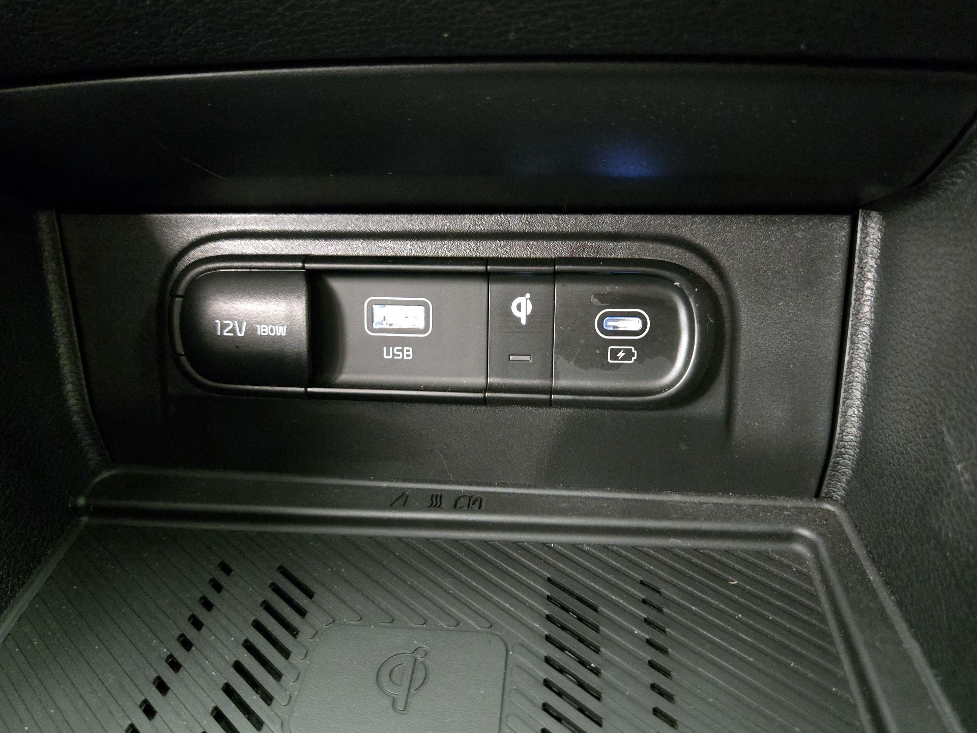 Thumbnail: 2025 Kia Sportage - 19