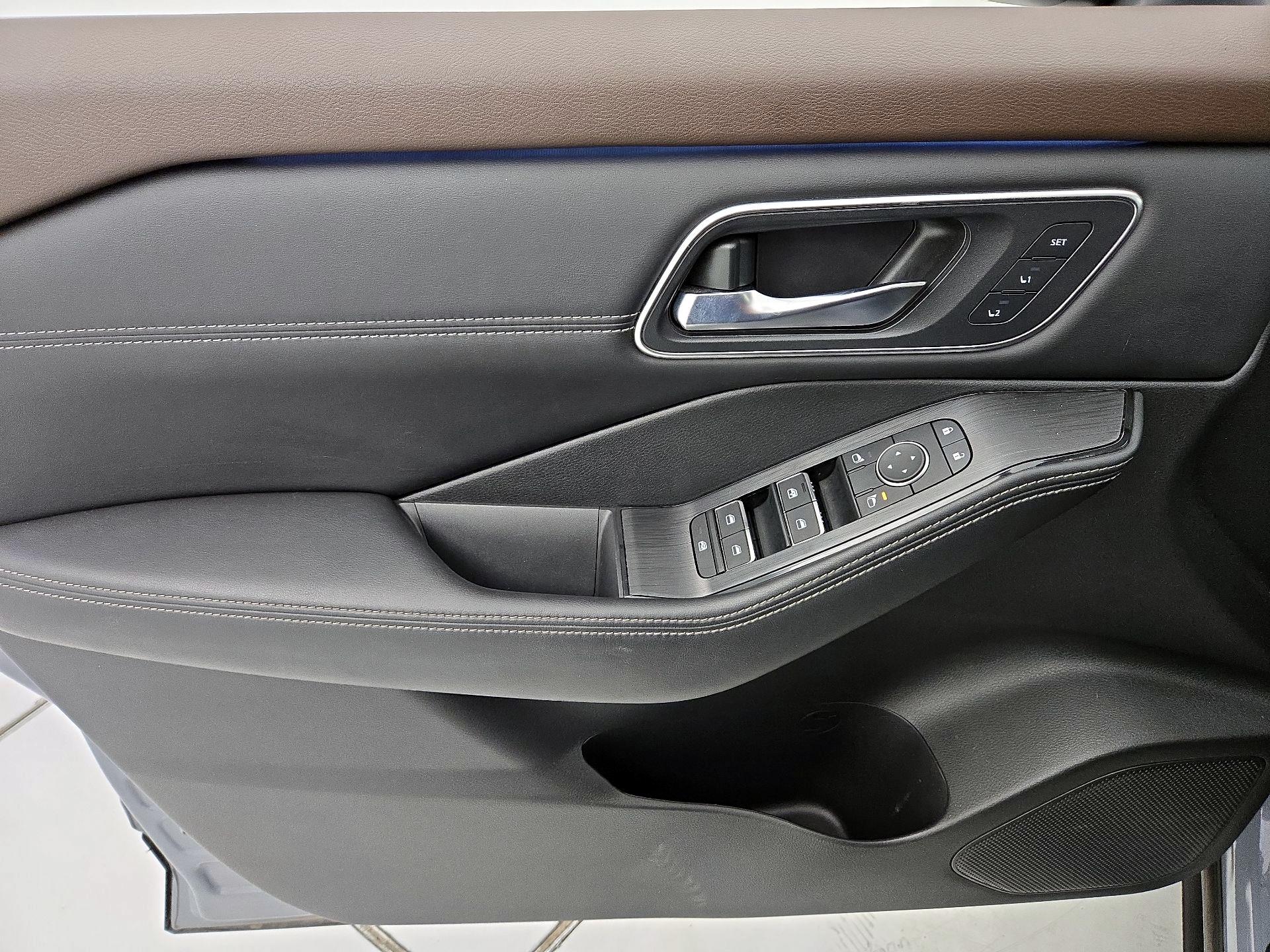 Thumbnail: 2023 Nissan Rogue - 12