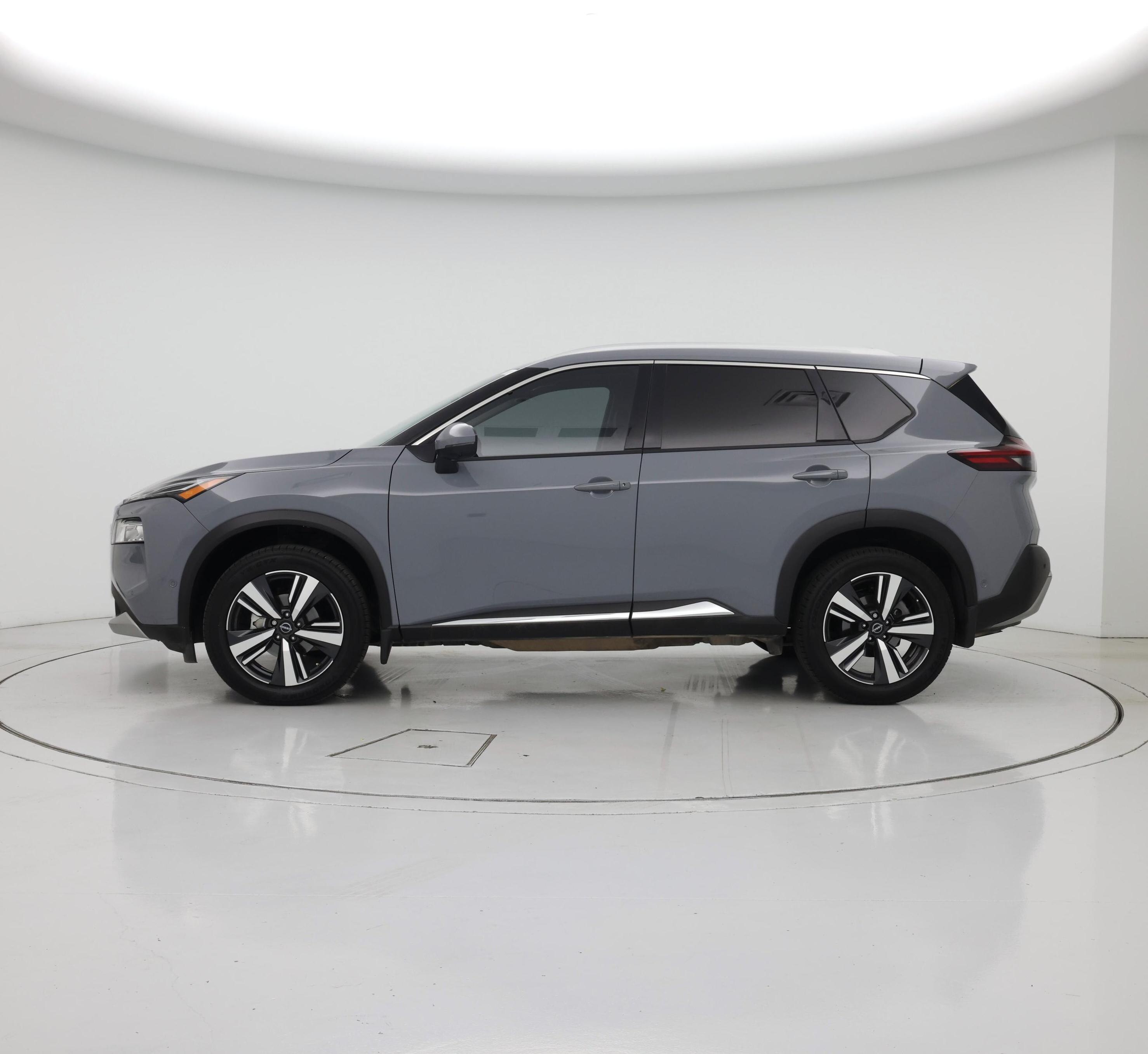 Thumbnail: 2023 Nissan Rogue - 3