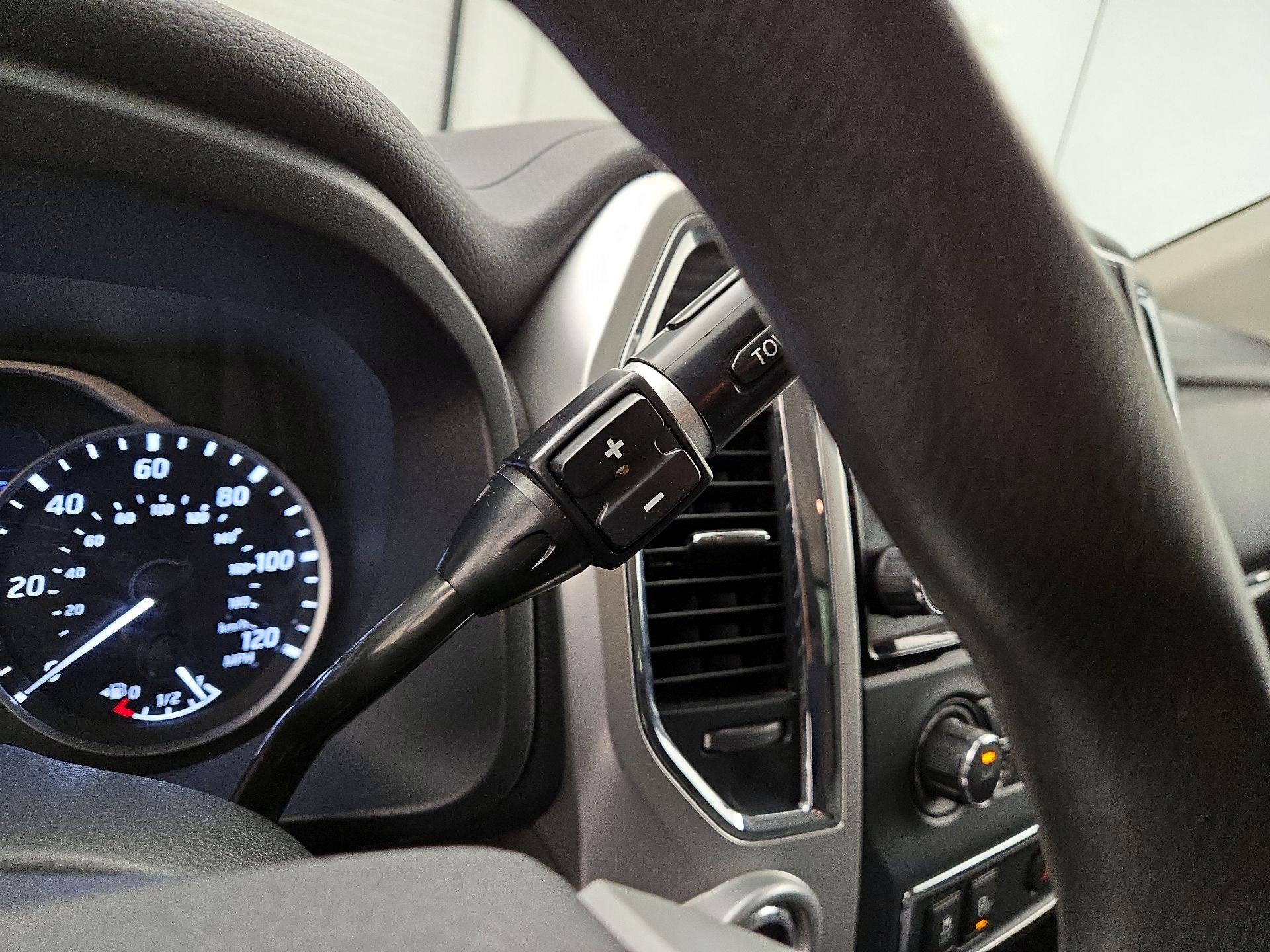 Thumbnail: 2021 Nissan Titan - 17