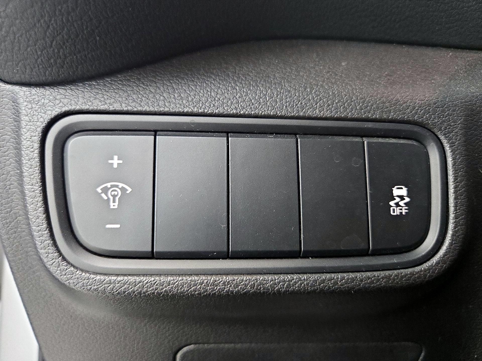 Thumbnail: 2021 Kia Soul - 13