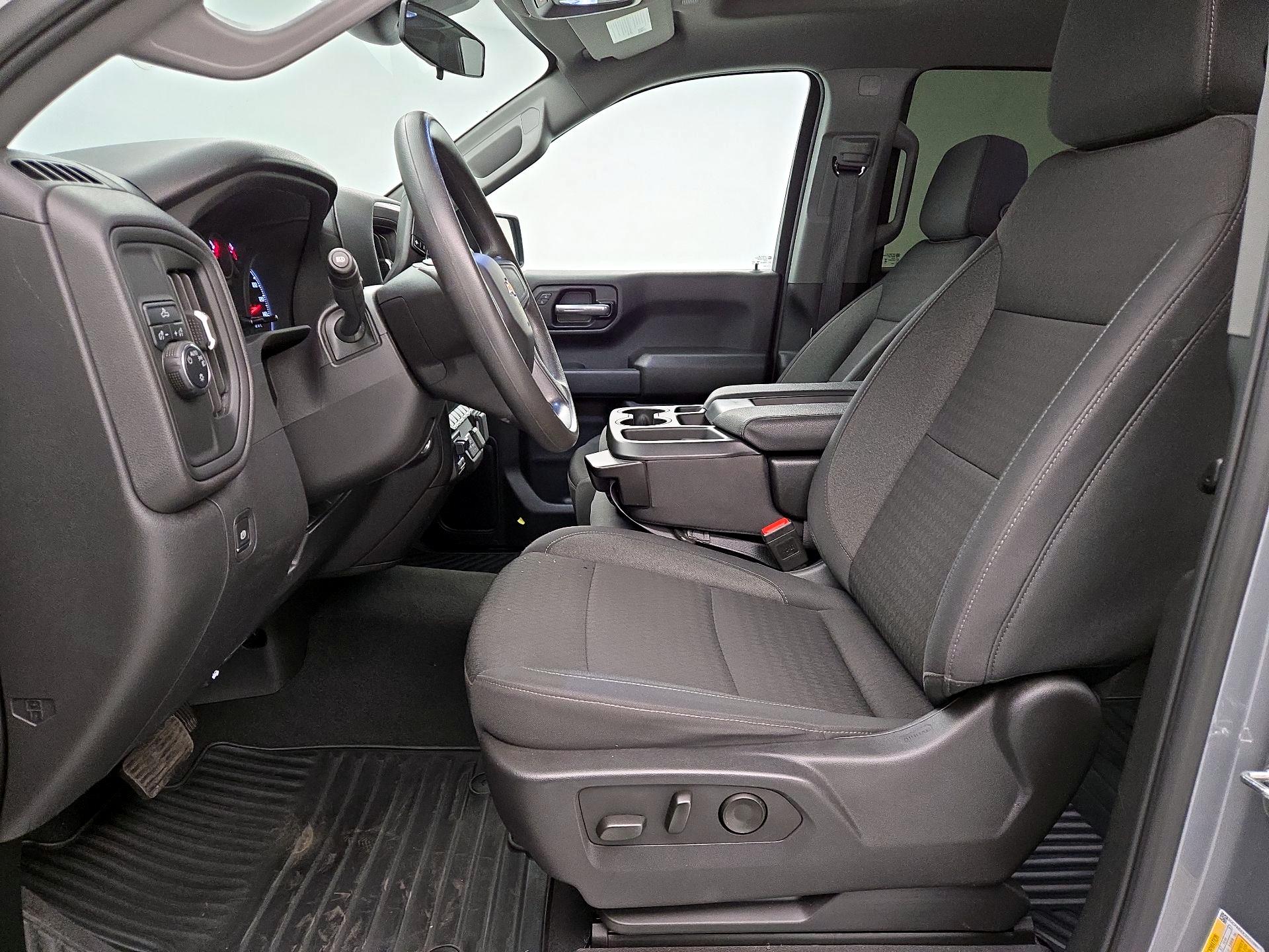 Thumbnail: 2025 Chevrolet Silverado 1500 - 11