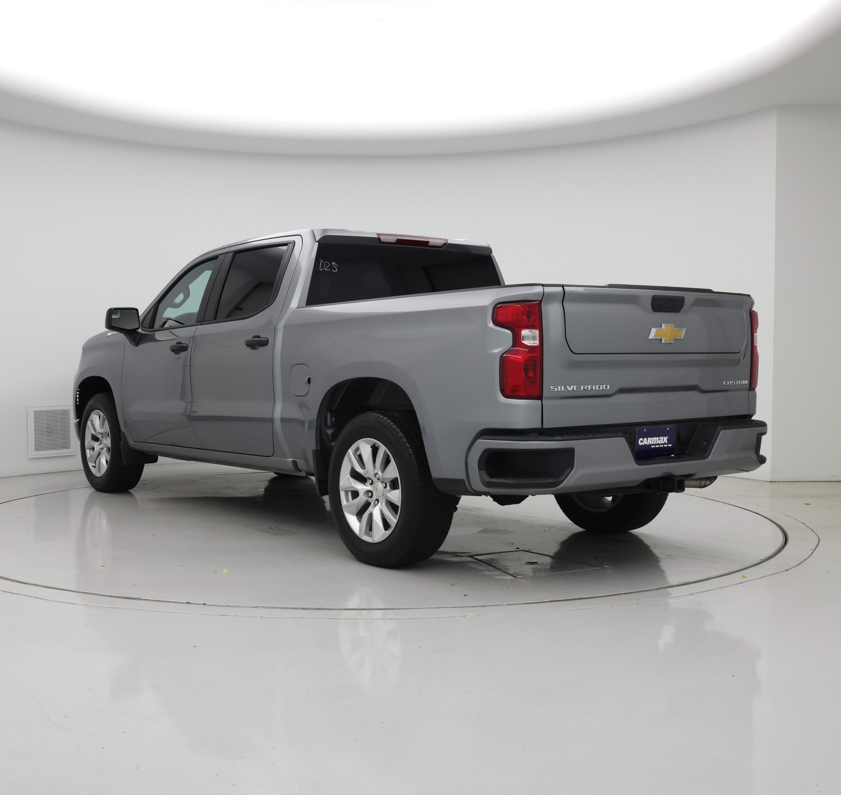 Thumbnail: 2025 Chevrolet Silverado 1500 - 2