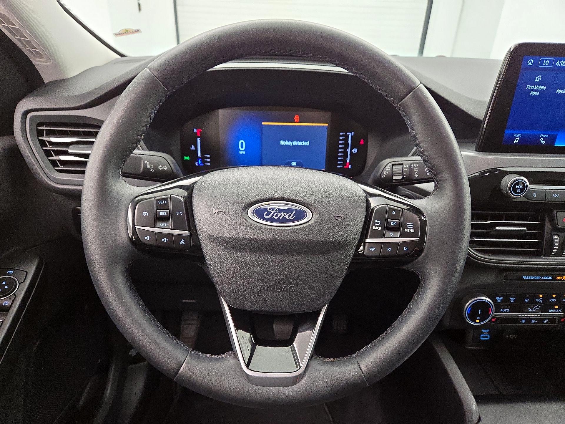 Thumbnail: 2023 Ford Escape - 10