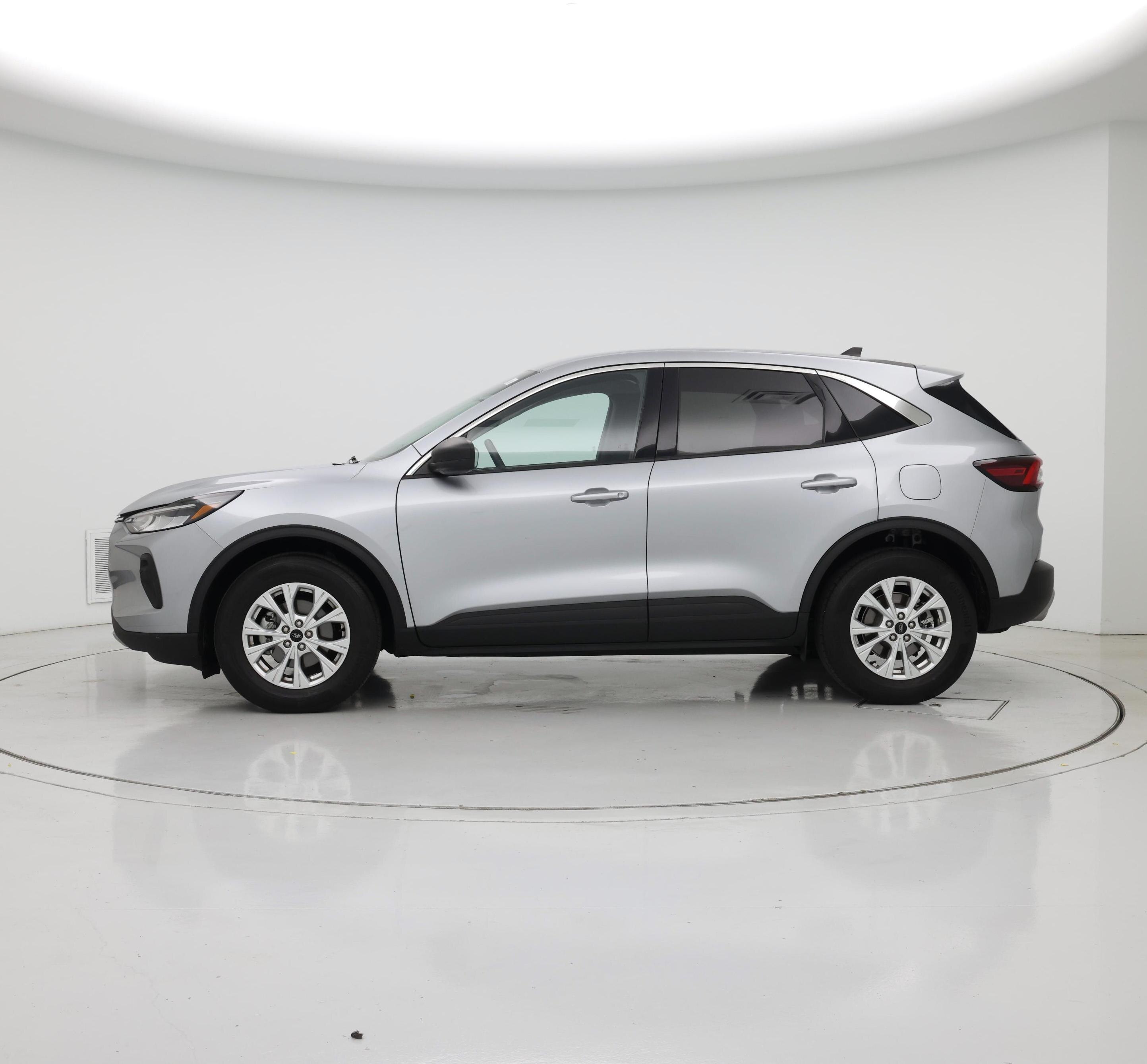 Thumbnail: 2023 Ford Escape - 3