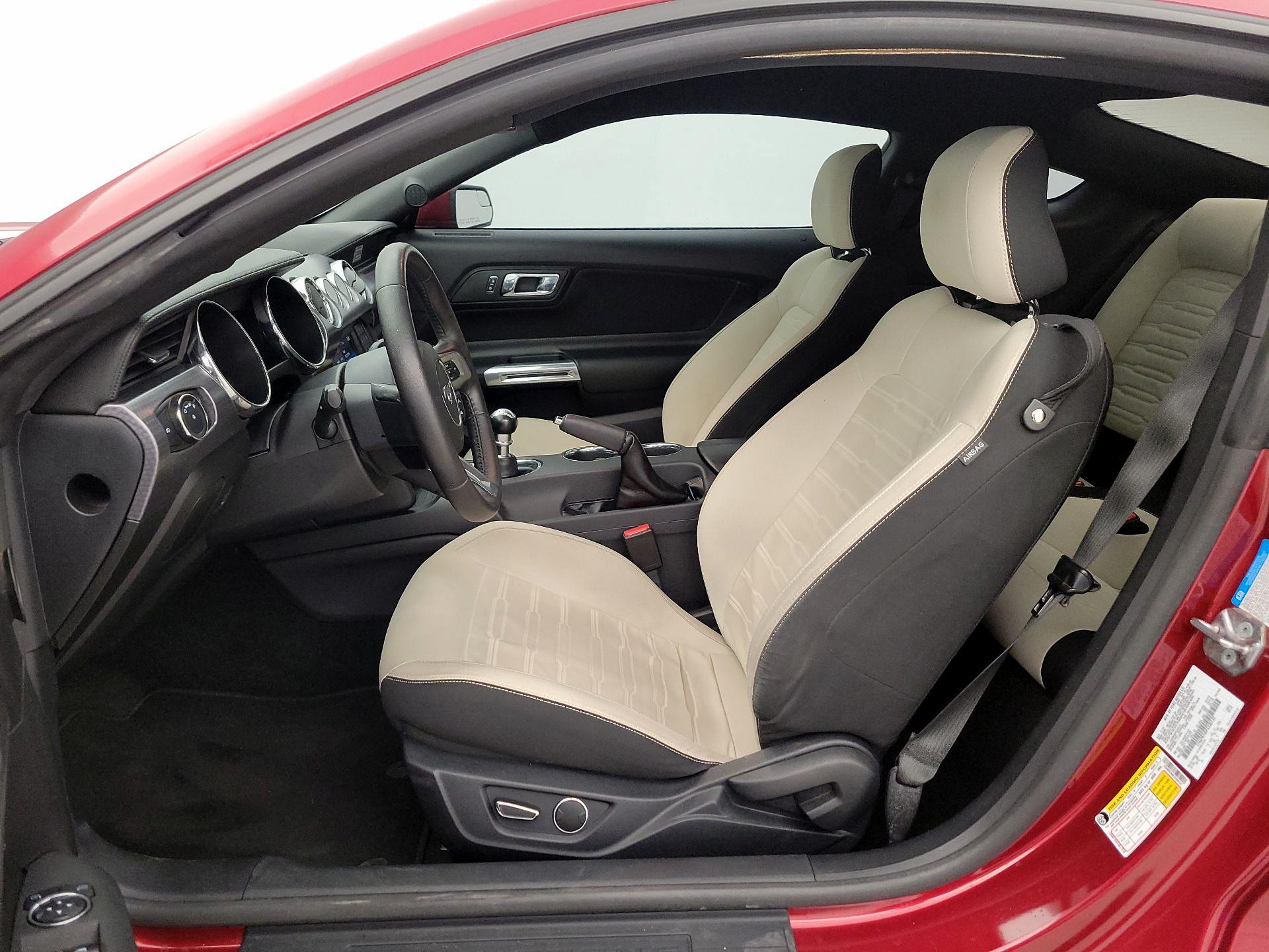 Thumbnail: 2015 Ford Mustang - 11