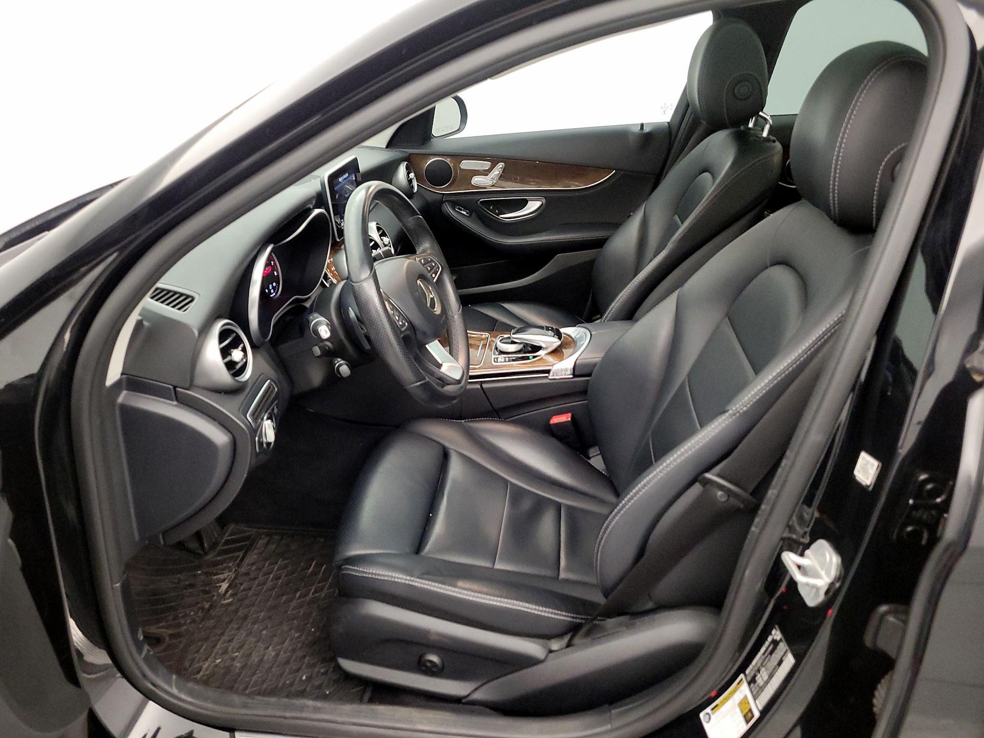 Thumbnail: 2016 Mercedes-Benz C-Class - 11