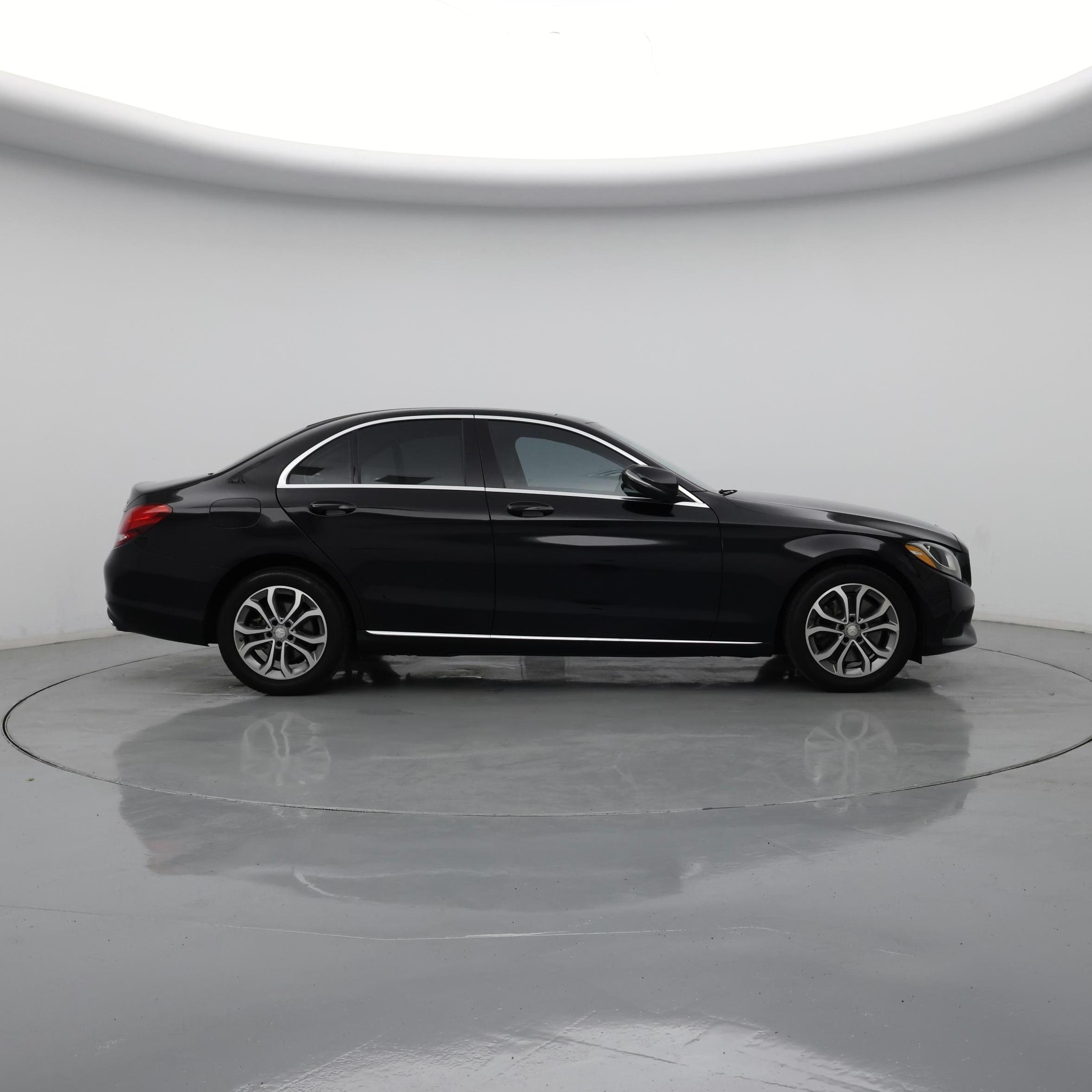 Thumbnail: 2016 Mercedes-Benz C-Class - 7