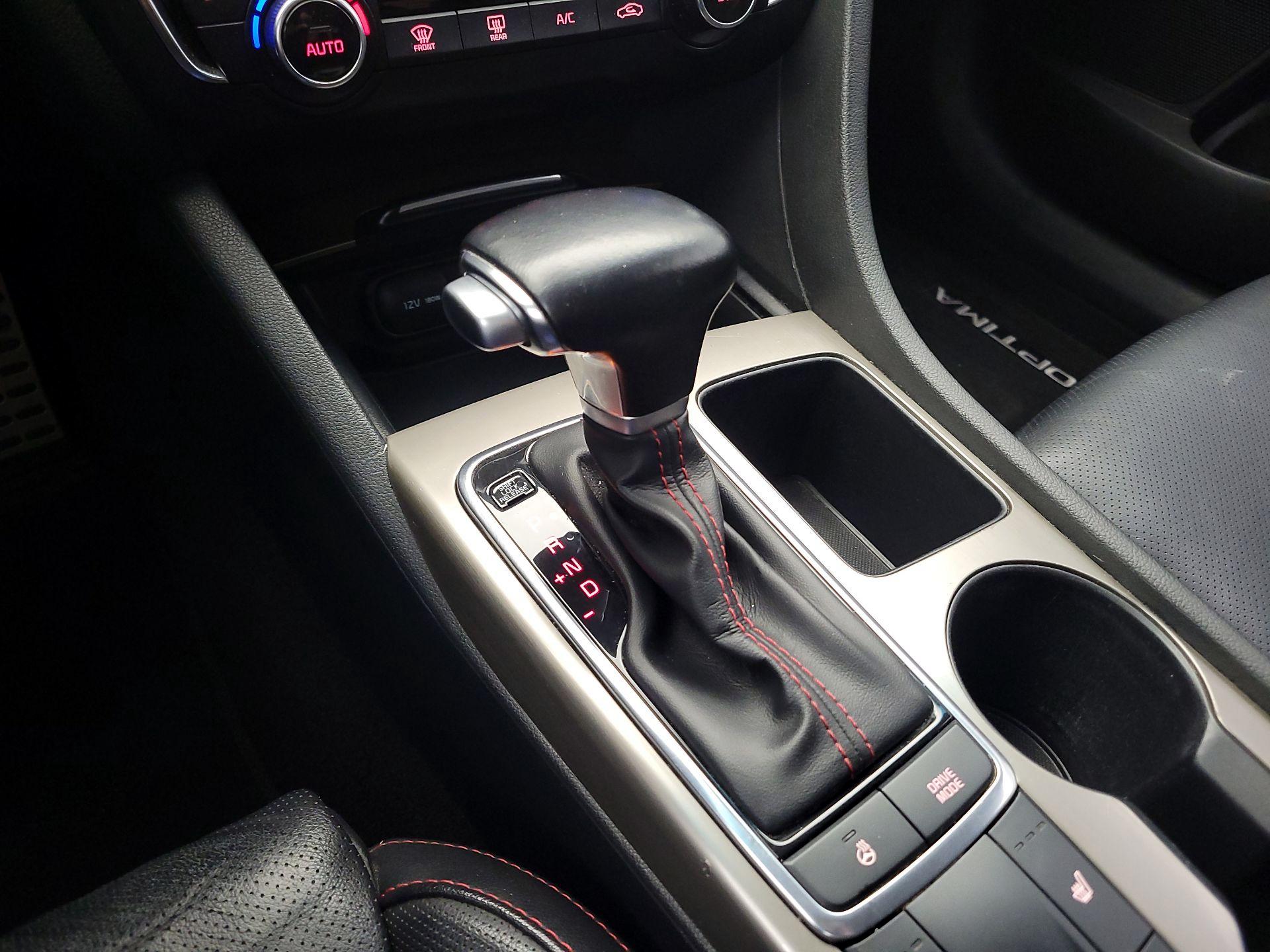 Thumbnail: 2017 Kia Optima - 18