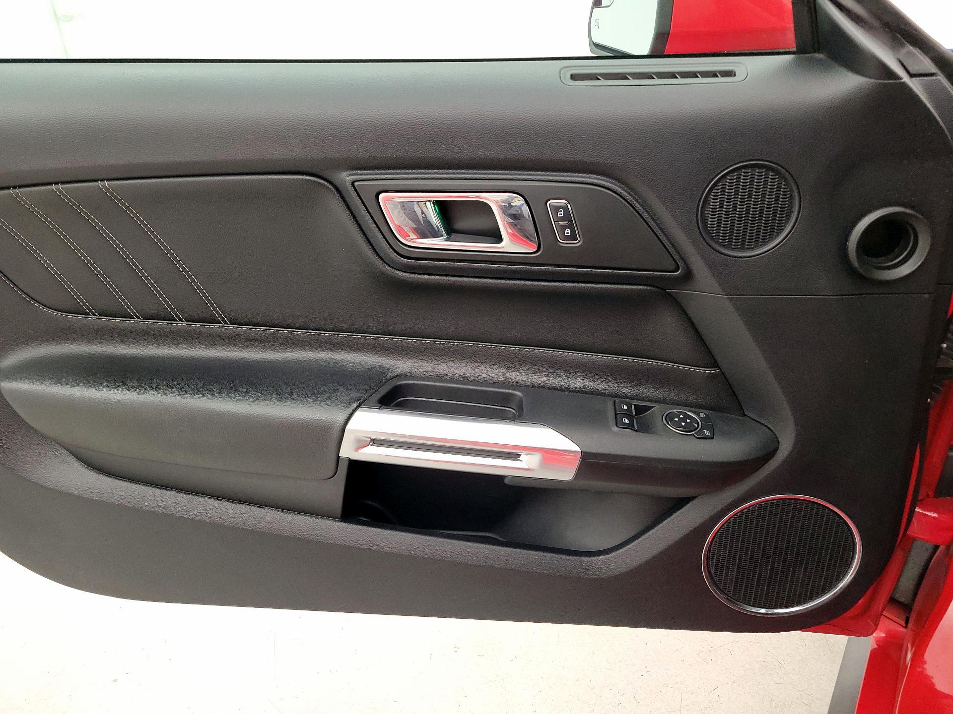 Thumbnail: 2015 Ford Mustang - 12